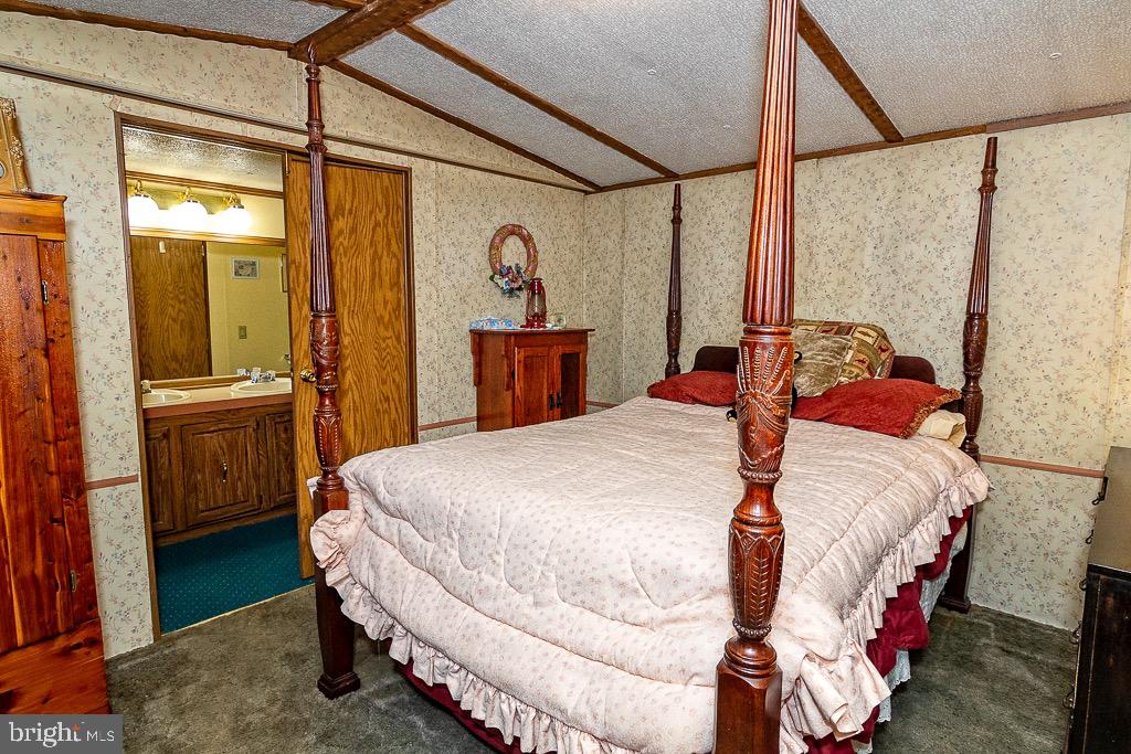 INDIAN COUNTRY - Residential