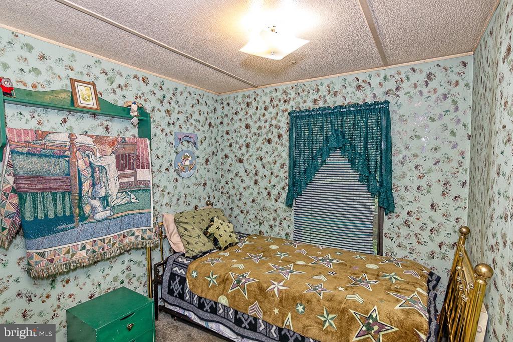 INDIAN COUNTRY - Residential