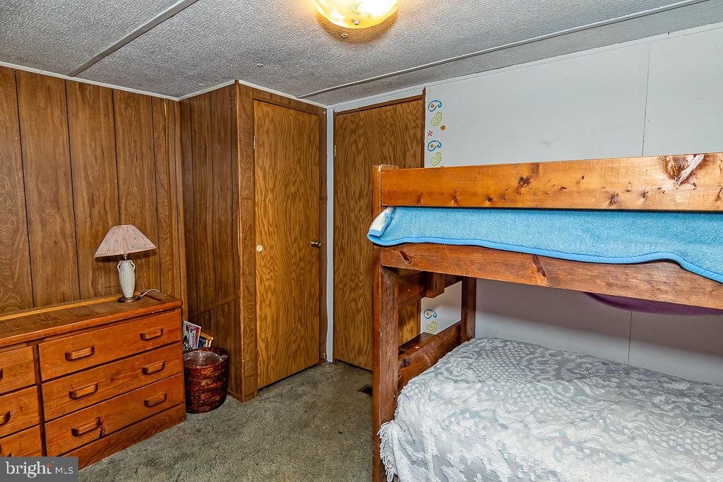 INDIAN COUNTRY - Residential