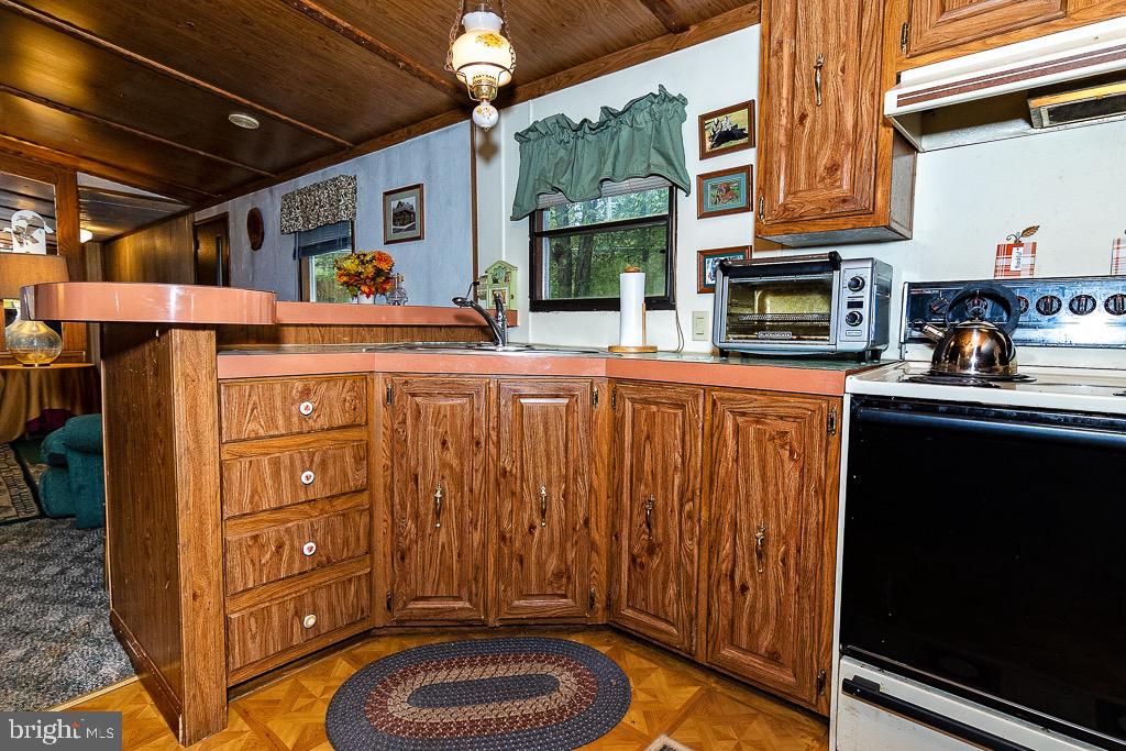 INDIAN COUNTRY - Residential