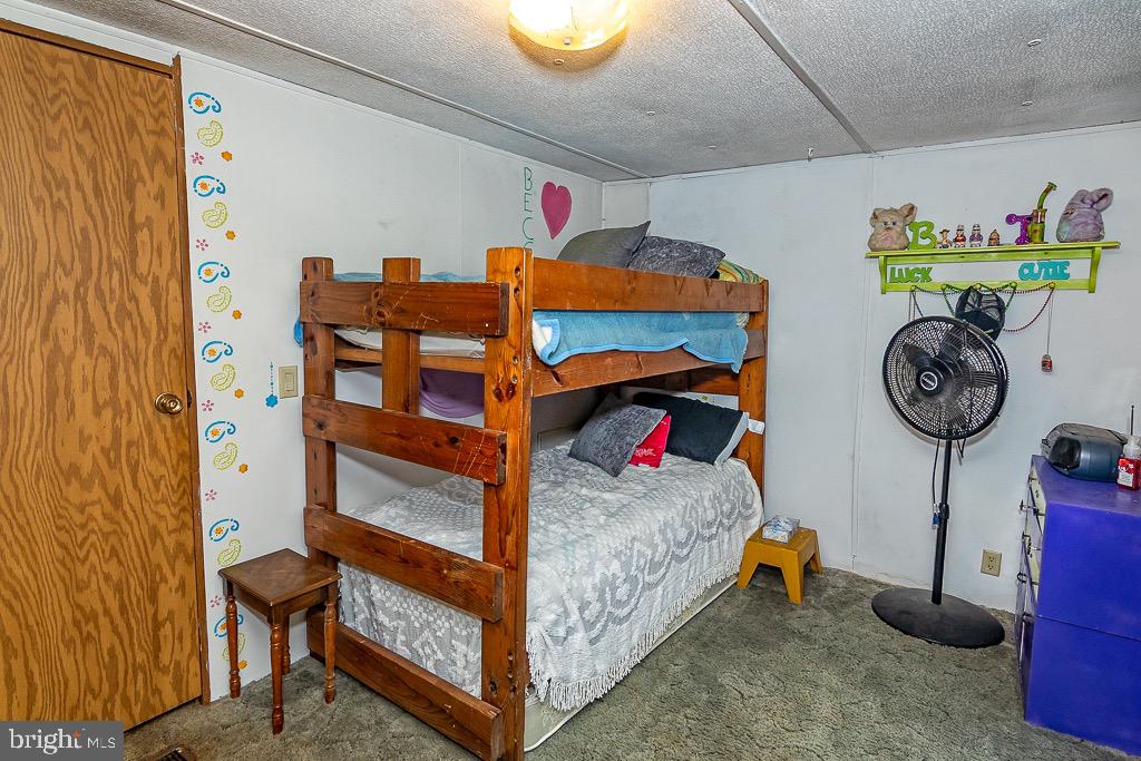 INDIAN COUNTRY - Residential