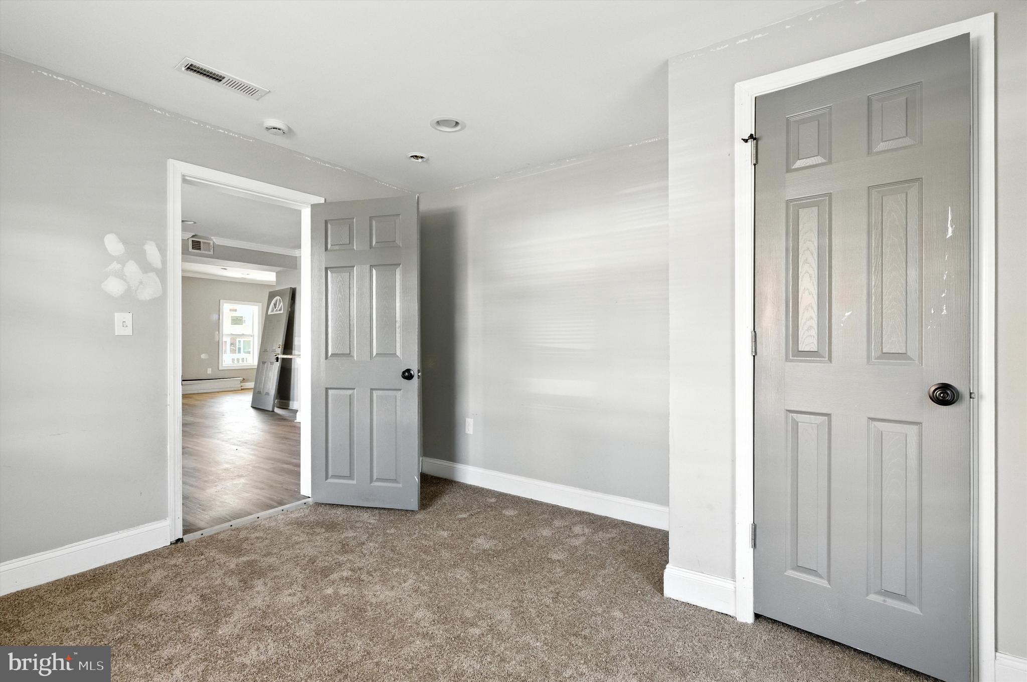 WEST FOREST PARK - Residential