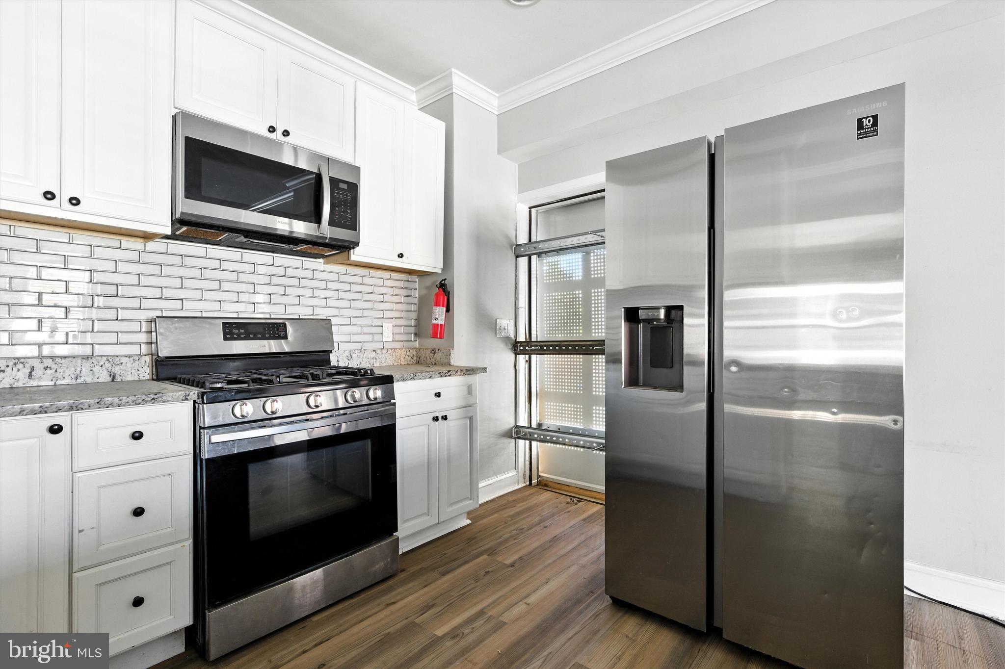 WEST FOREST PARK - Residential