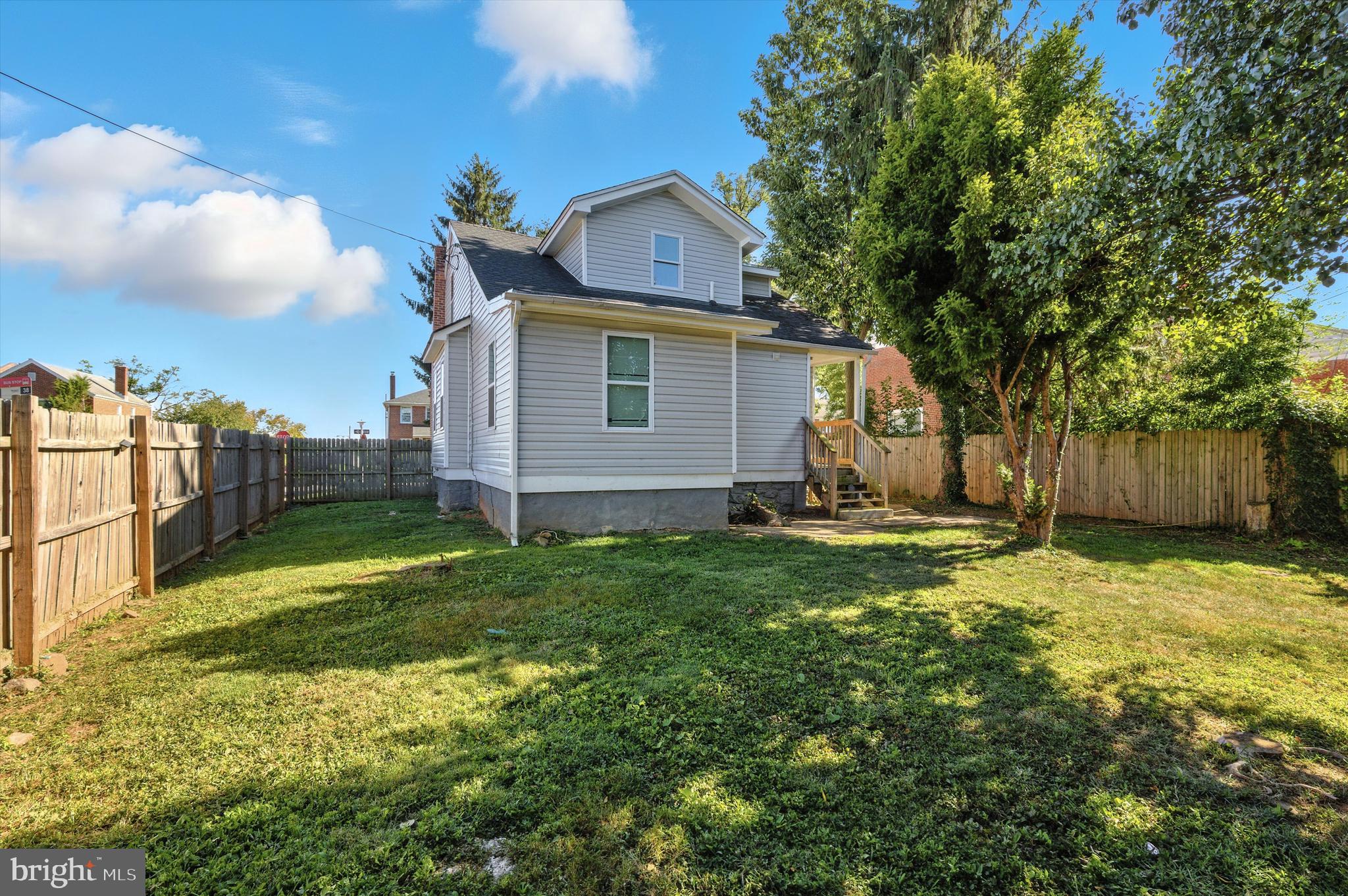 WEST FOREST PARK - Residential