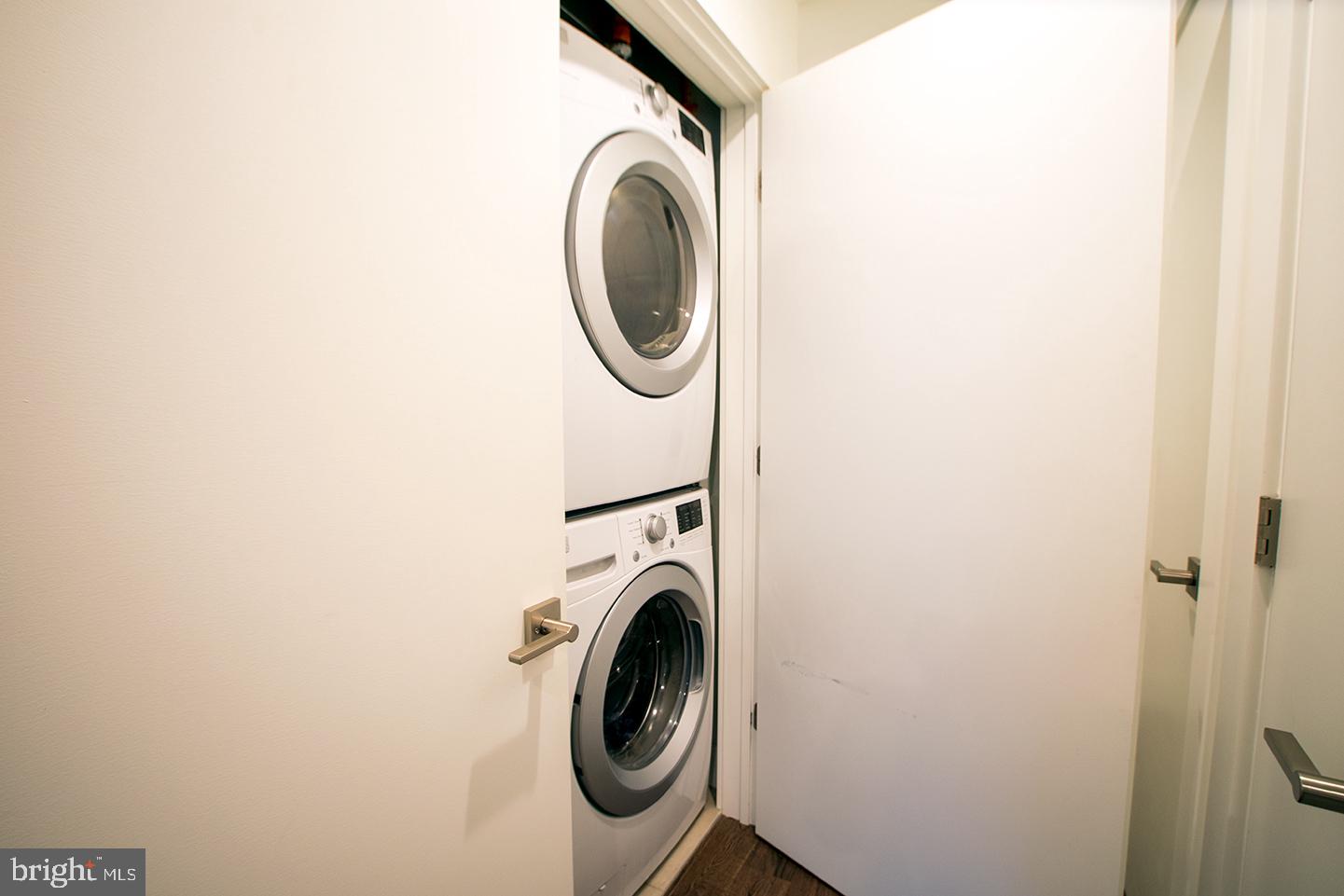 POINT BREEZE - Residential Lease