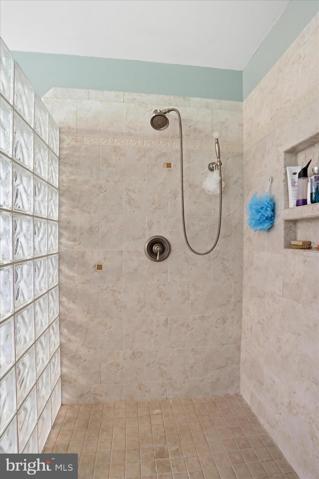 PENN NATIONAL - Residential