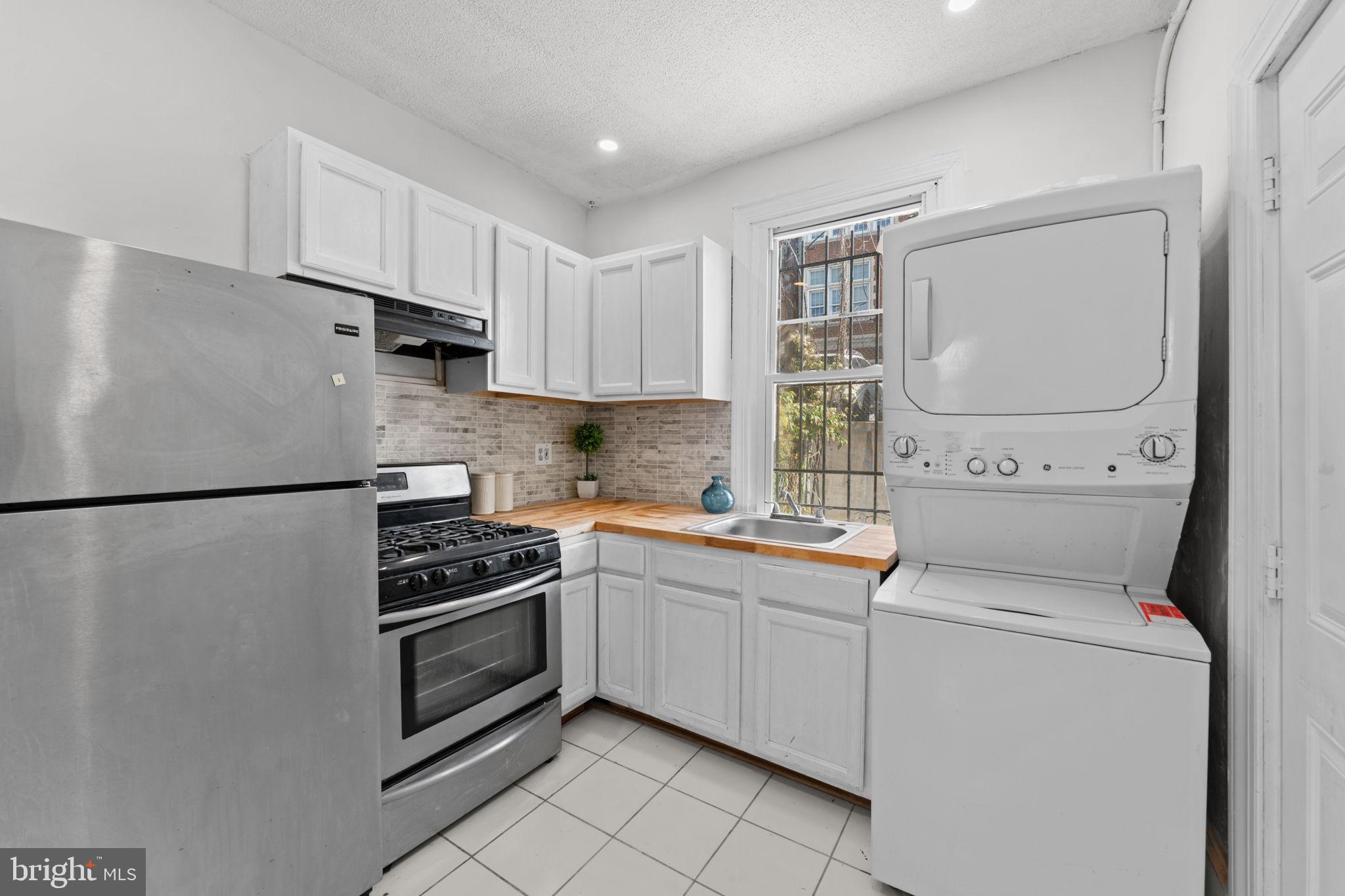 3537 6TH STREET NW