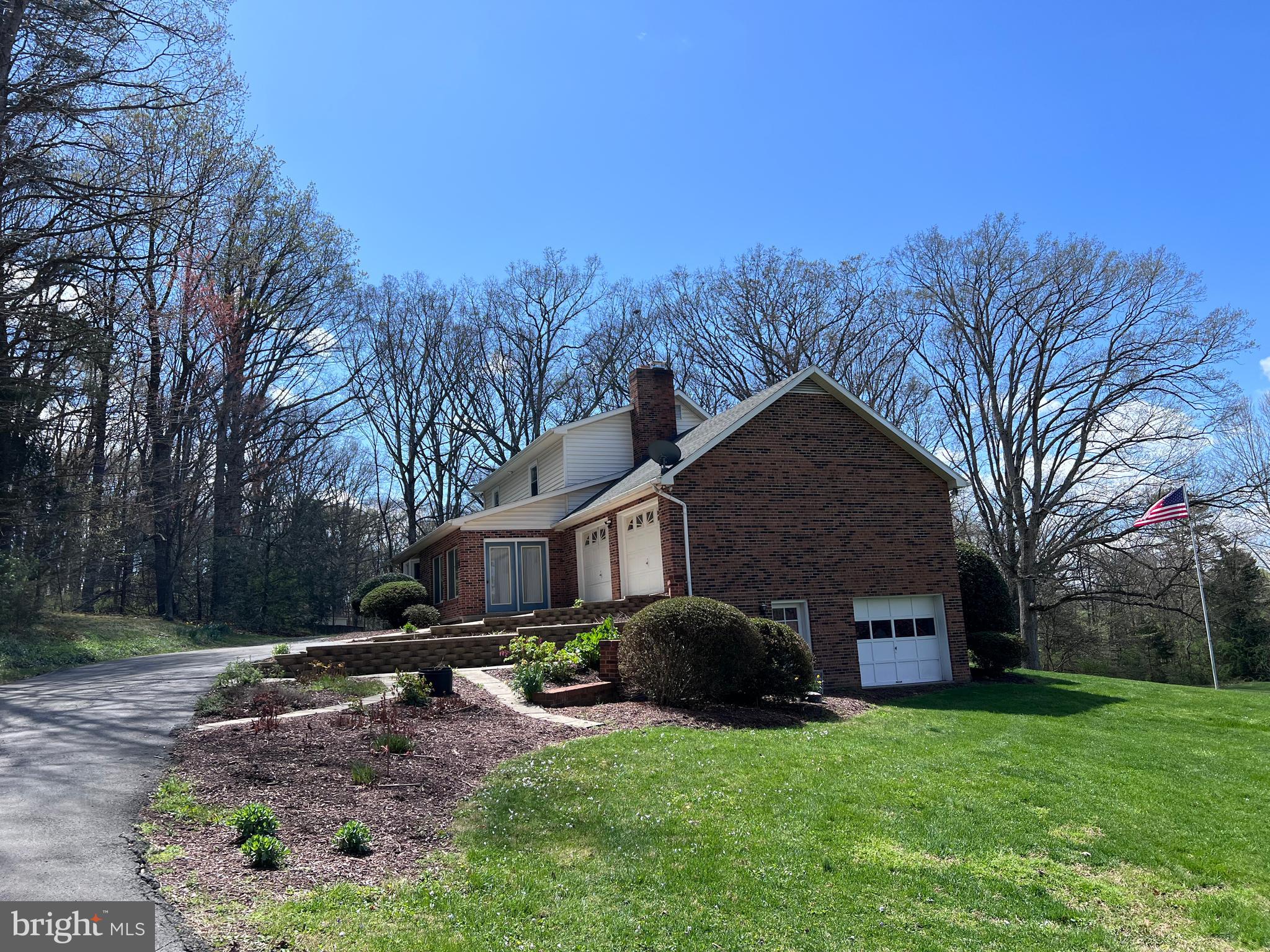 WINDSOR FARMS - Residential