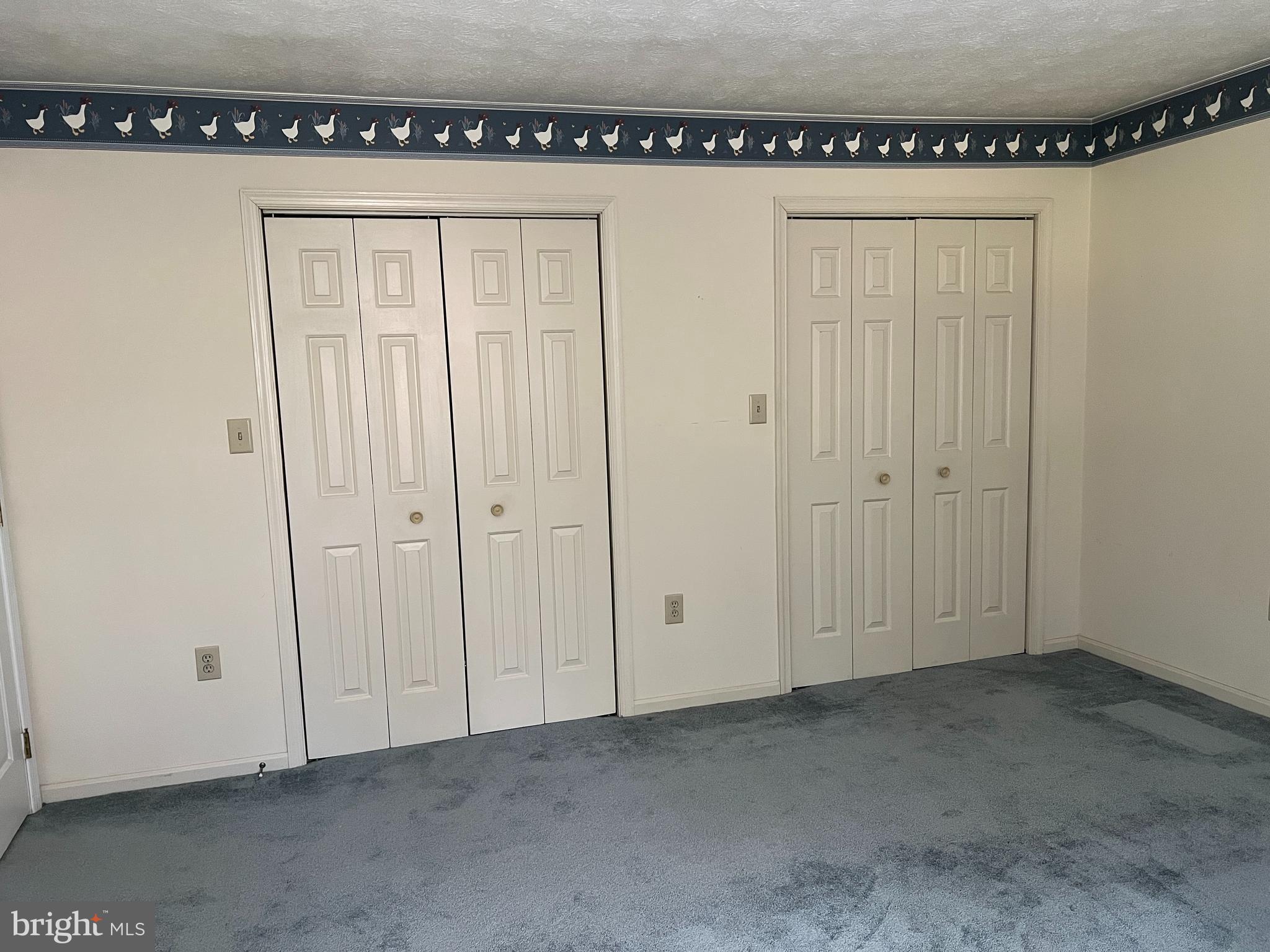 WINDSOR FARMS - Residential