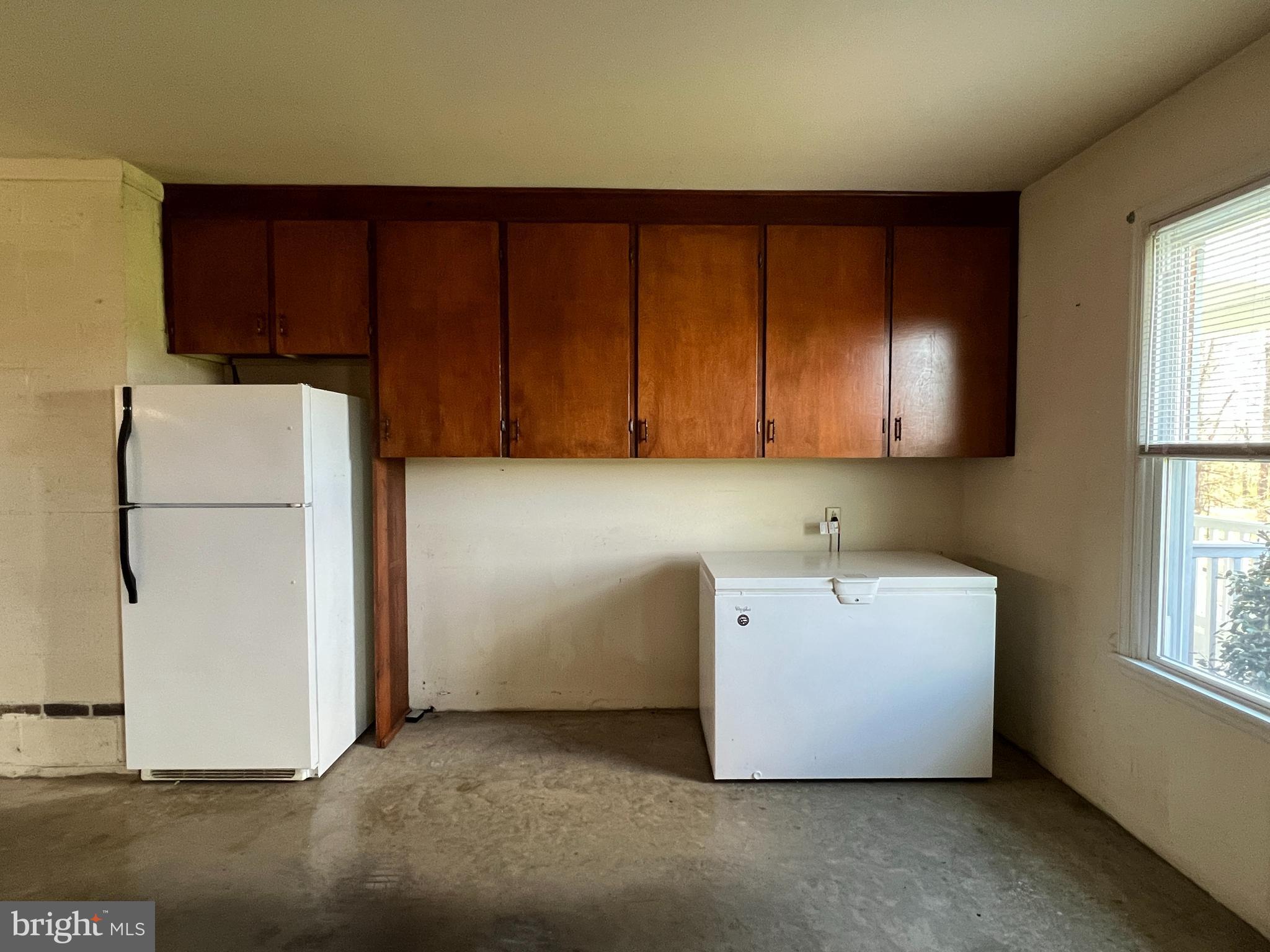 WINDSOR FARMS - Residential