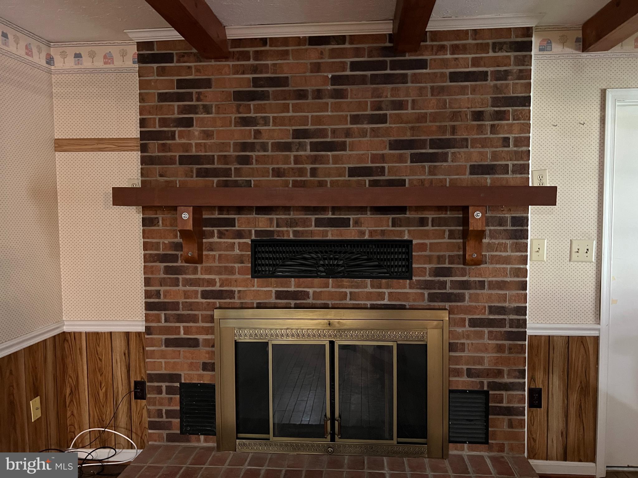 WINDSOR FARMS - Residential