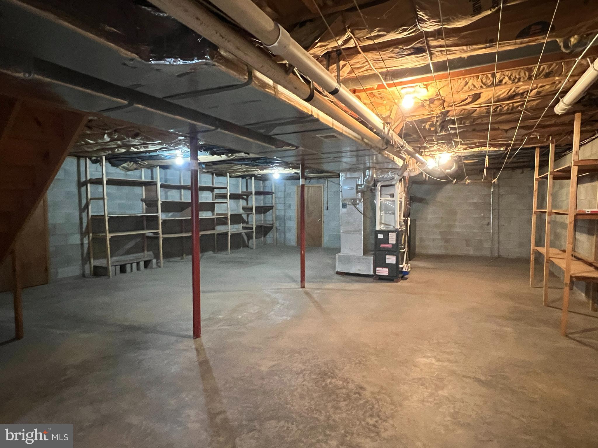 WINDSOR FARMS - Residential