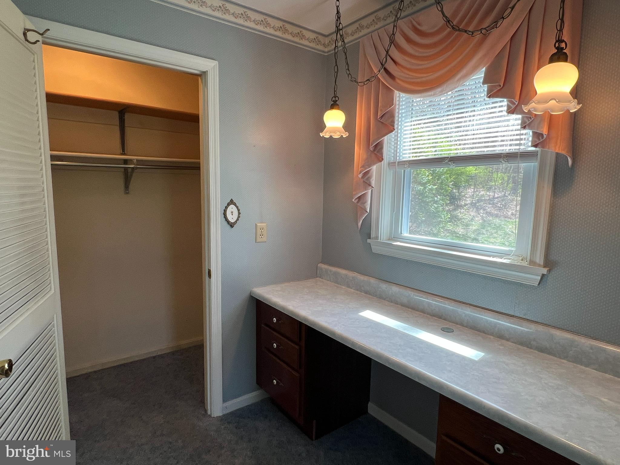 WINDSOR FARMS - Residential