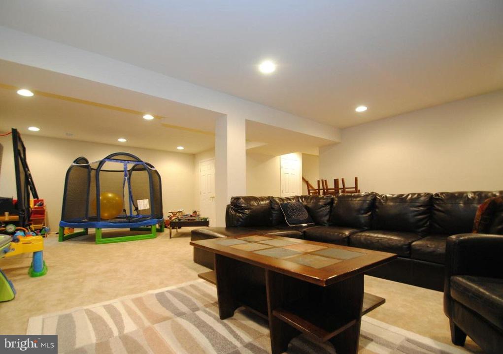 IDLEWILD - Residential Lease