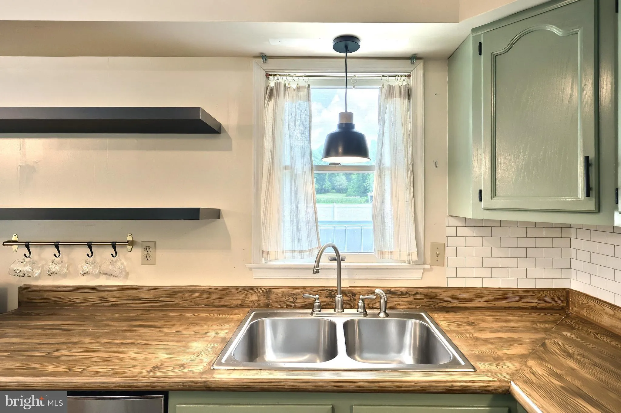 Fairfield, Pennsylvania 17320, United States, 3 Bedrooms Bedrooms, ,2 BathroomsBathrooms,Residential,Coming Soon,164052