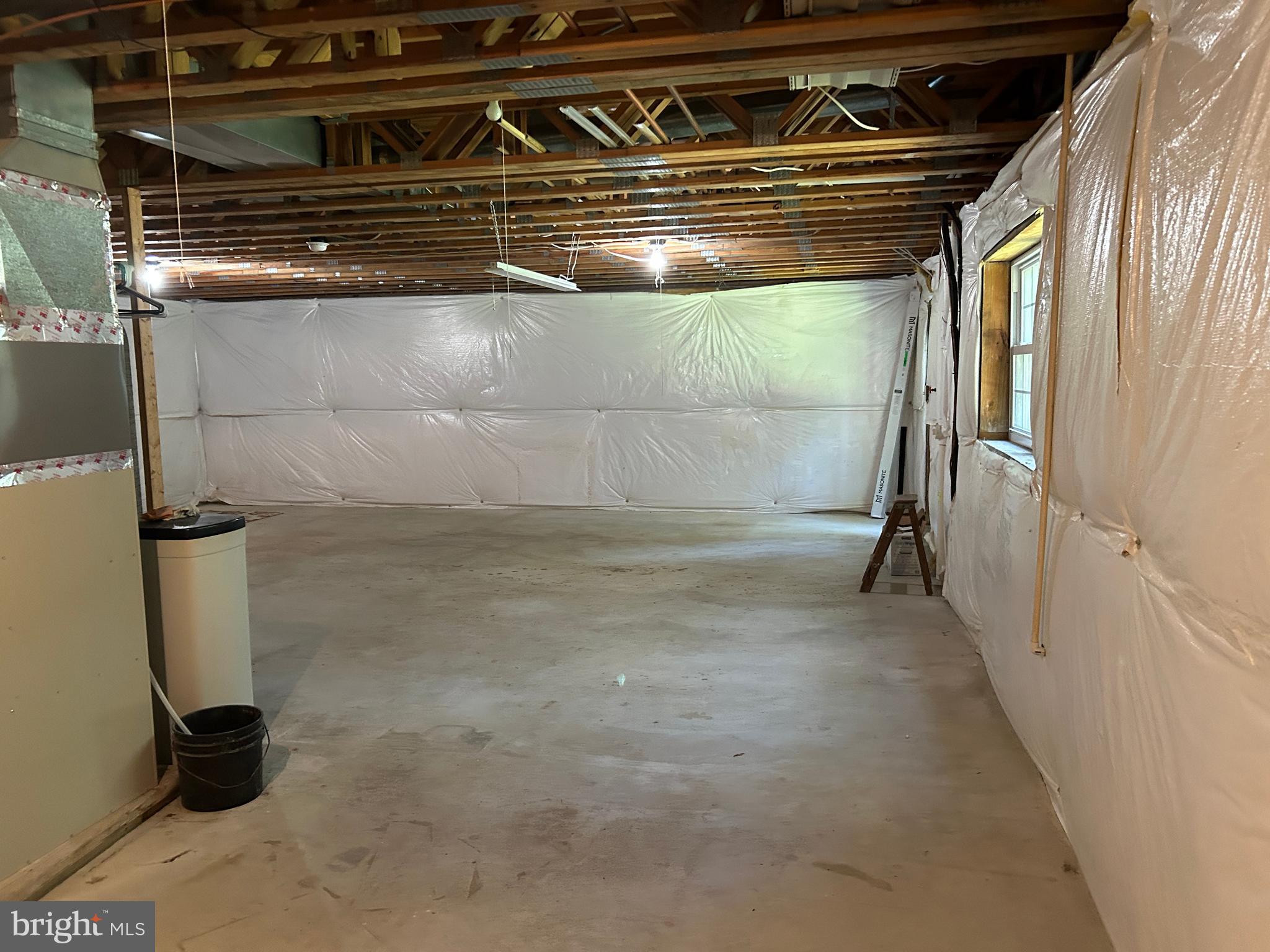 LOBLOLLY ESTATES - Residential