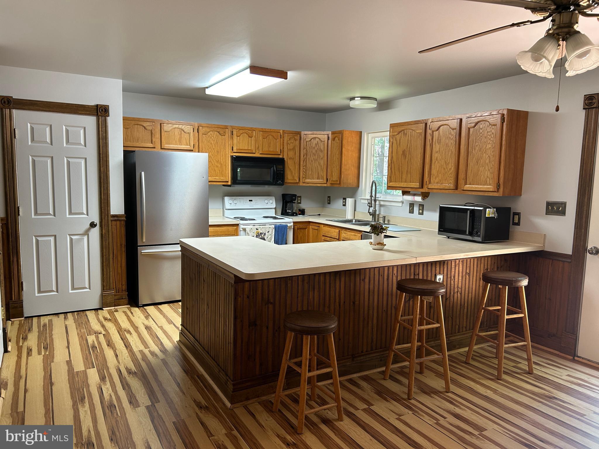 LOBLOLLY ESTATES - Residential