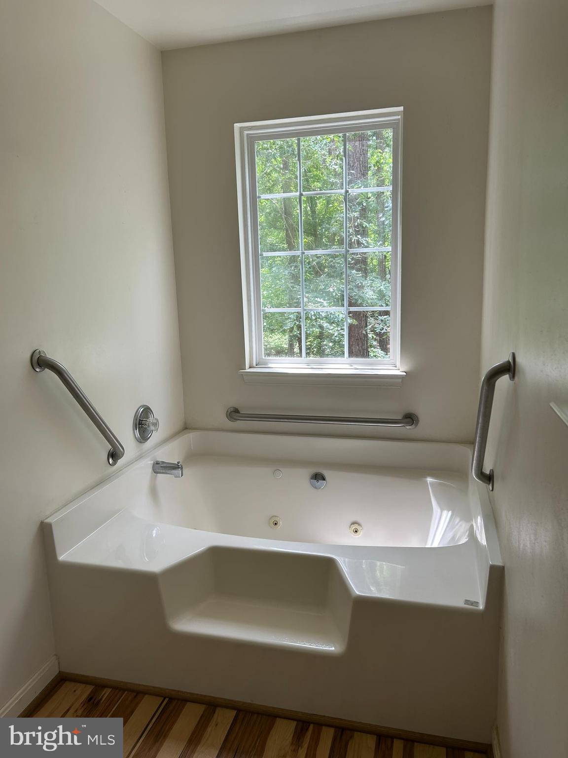 LOBLOLLY ESTATES - Residential