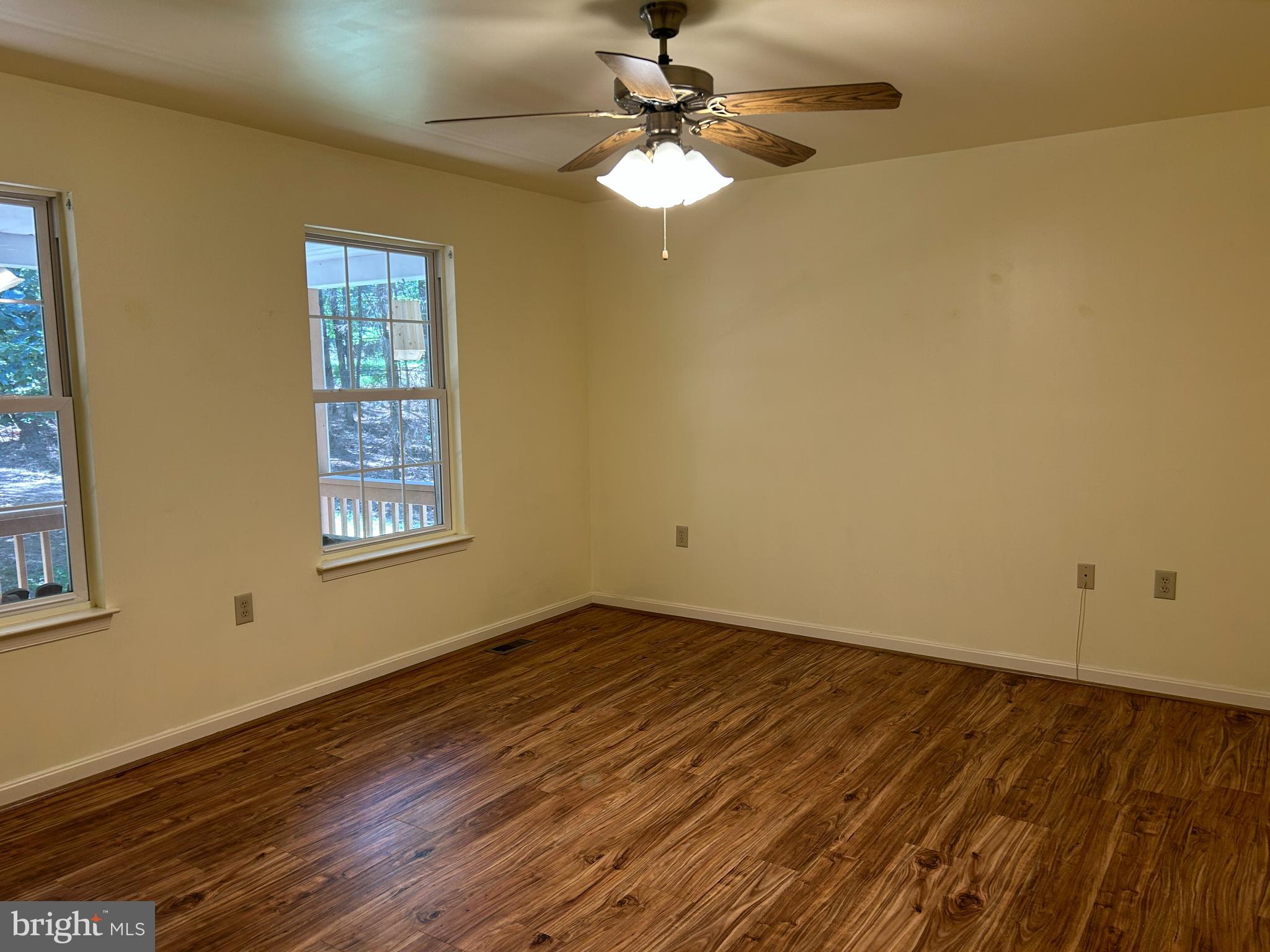 LOBLOLLY ESTATES - Residential