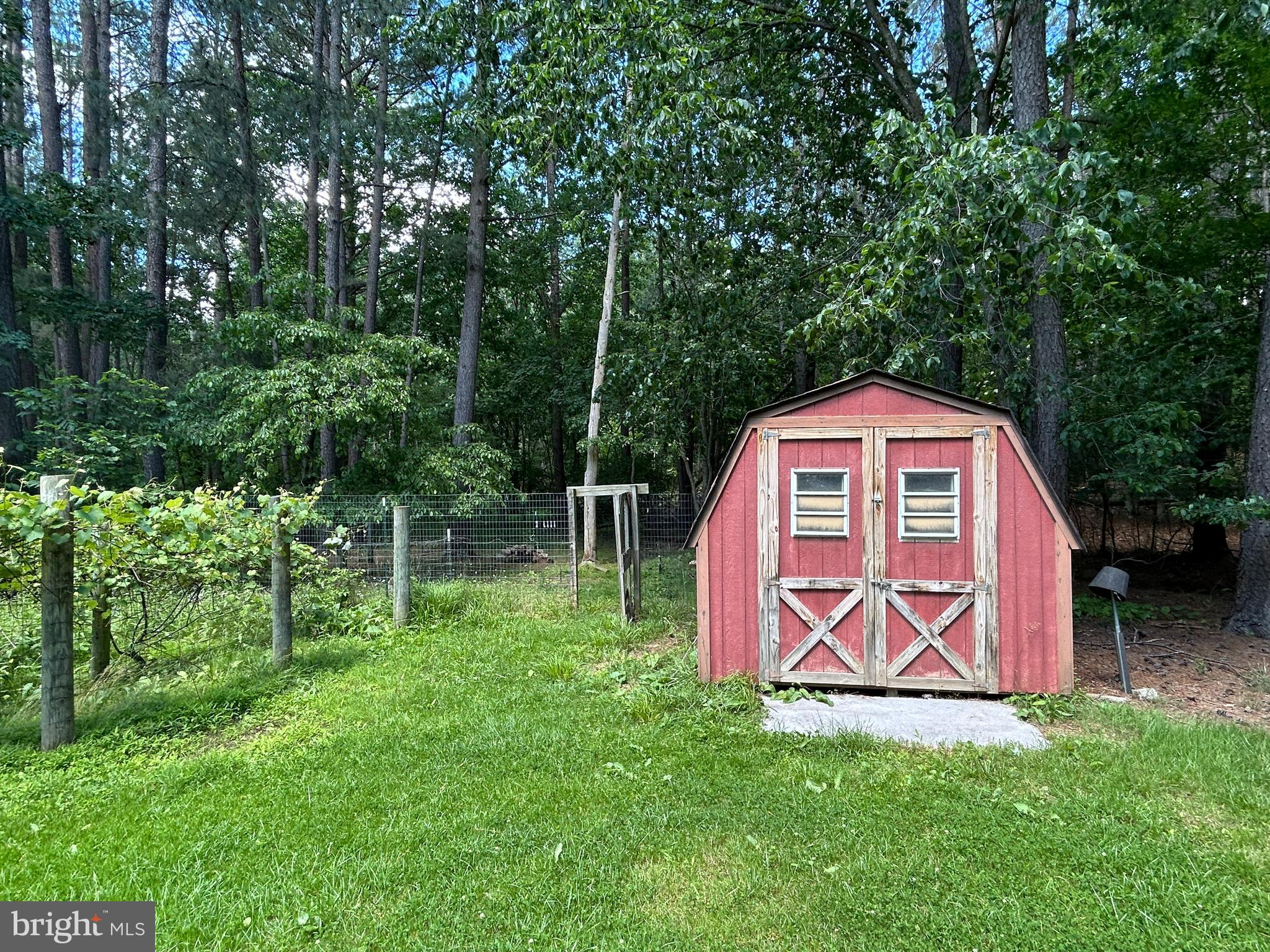 LOBLOLLY ESTATES - Residential