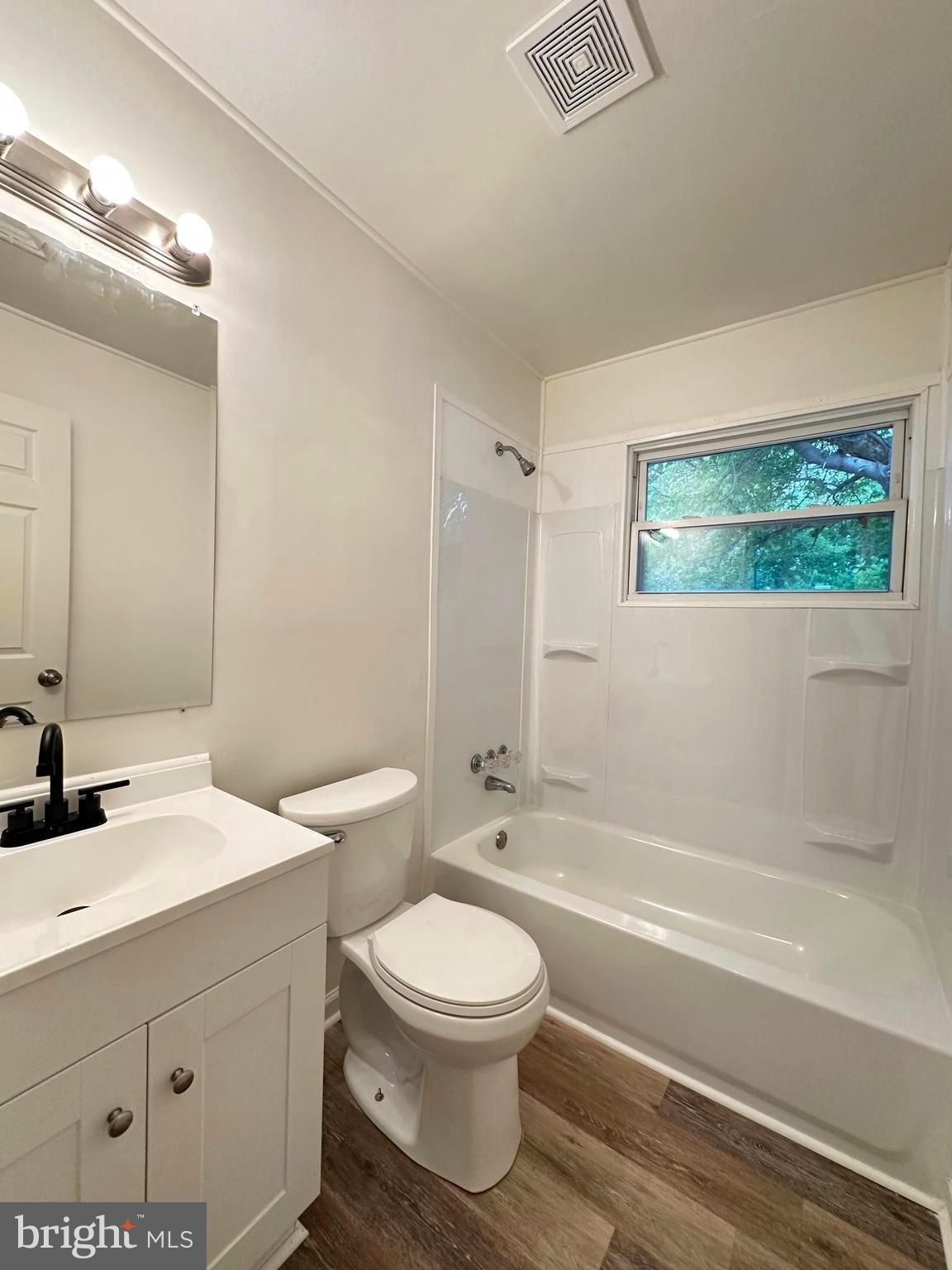 CAPITOL PARK - Residential