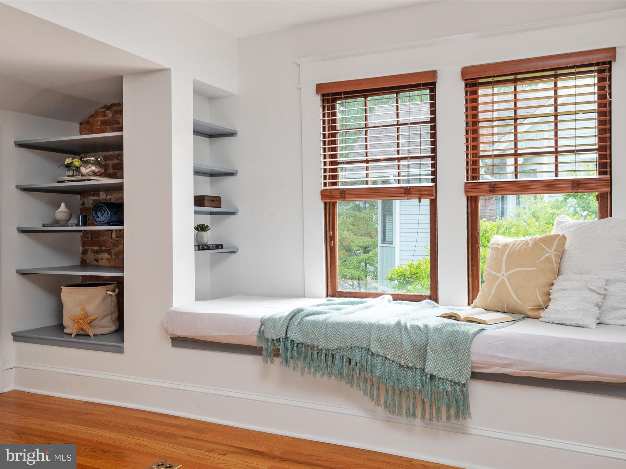 EASTON HISTORIC DISTRICT - Residential