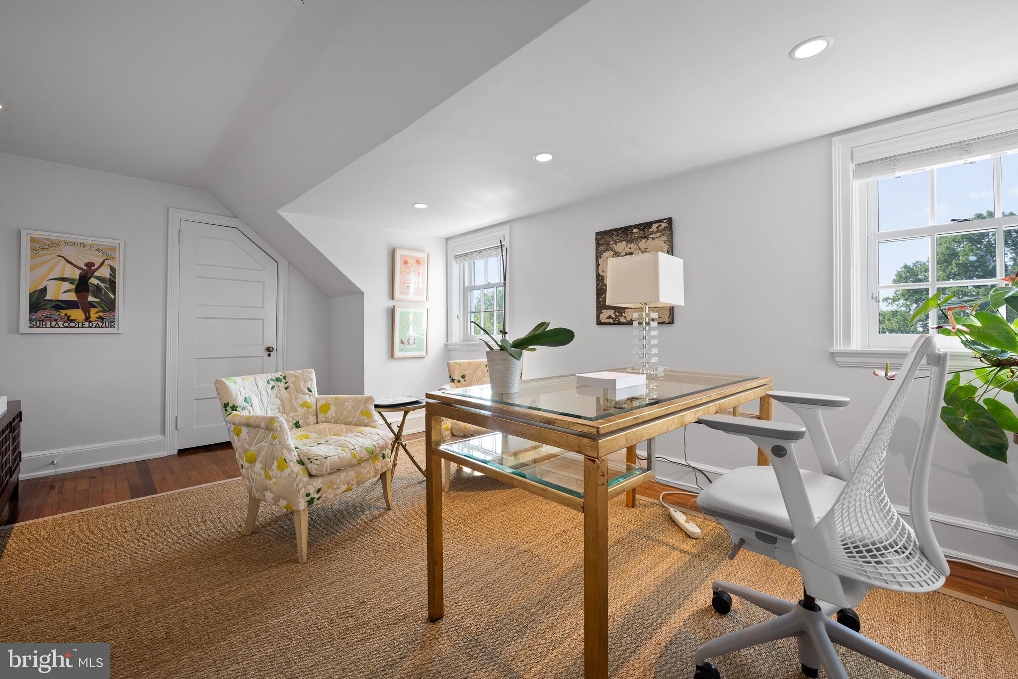 DEEPDALE - Residential