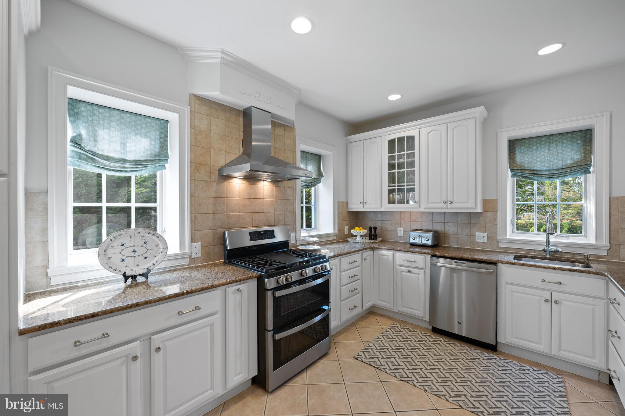 DEEPDALE - Residential