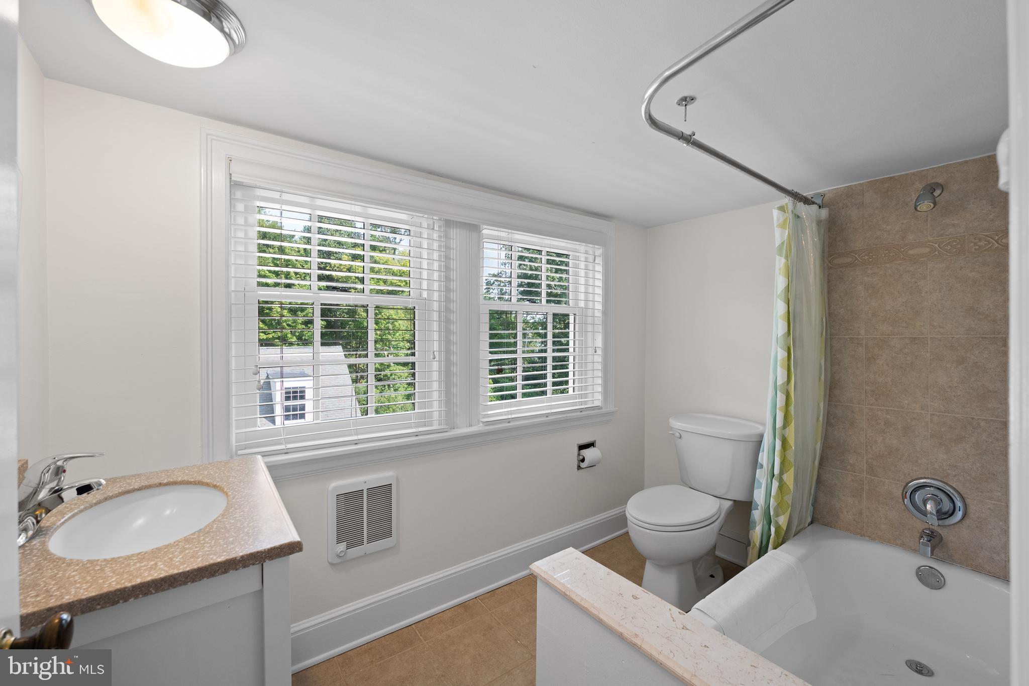 DEEPDALE - Residential