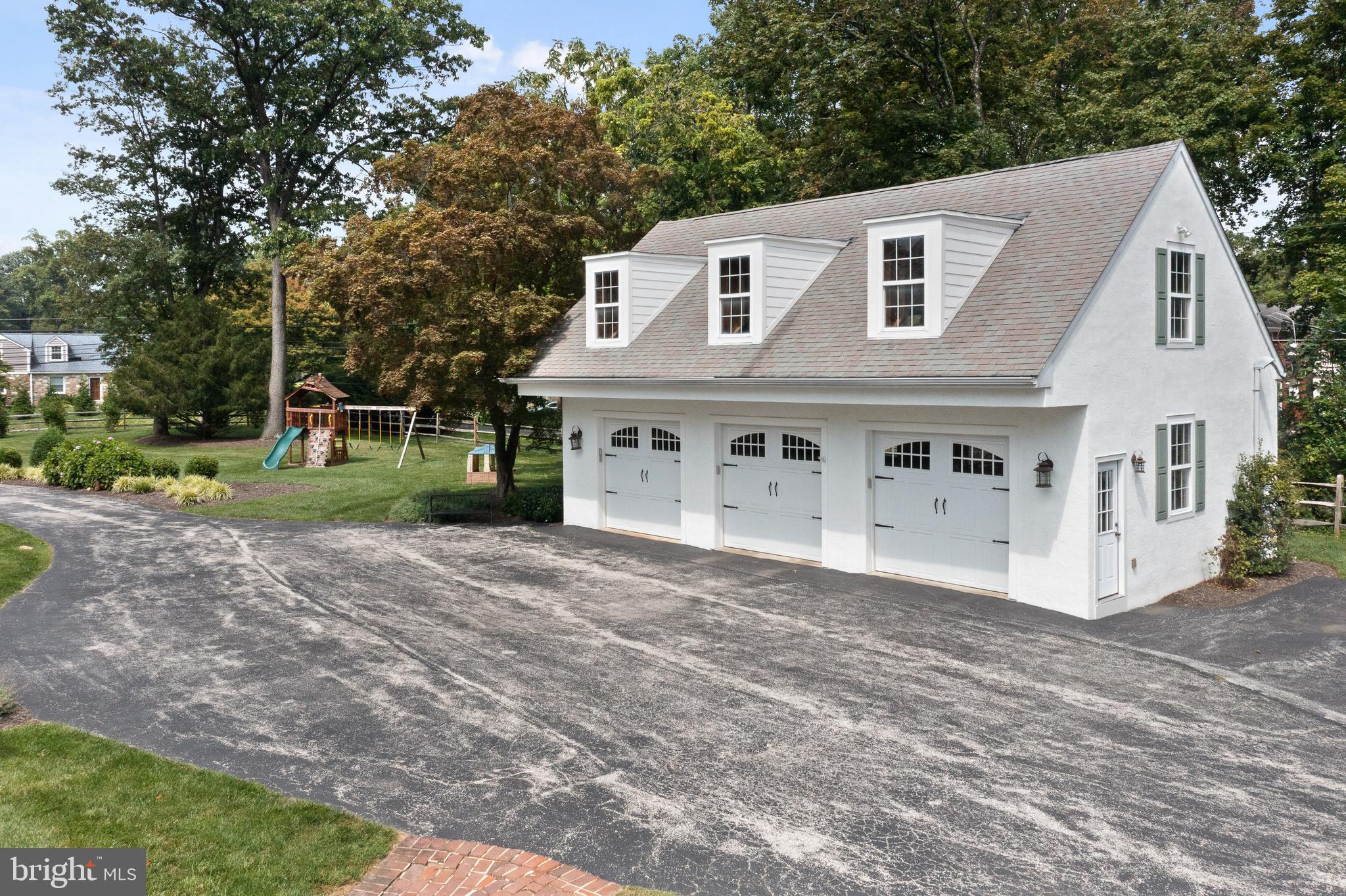 DEEPDALE - Residential