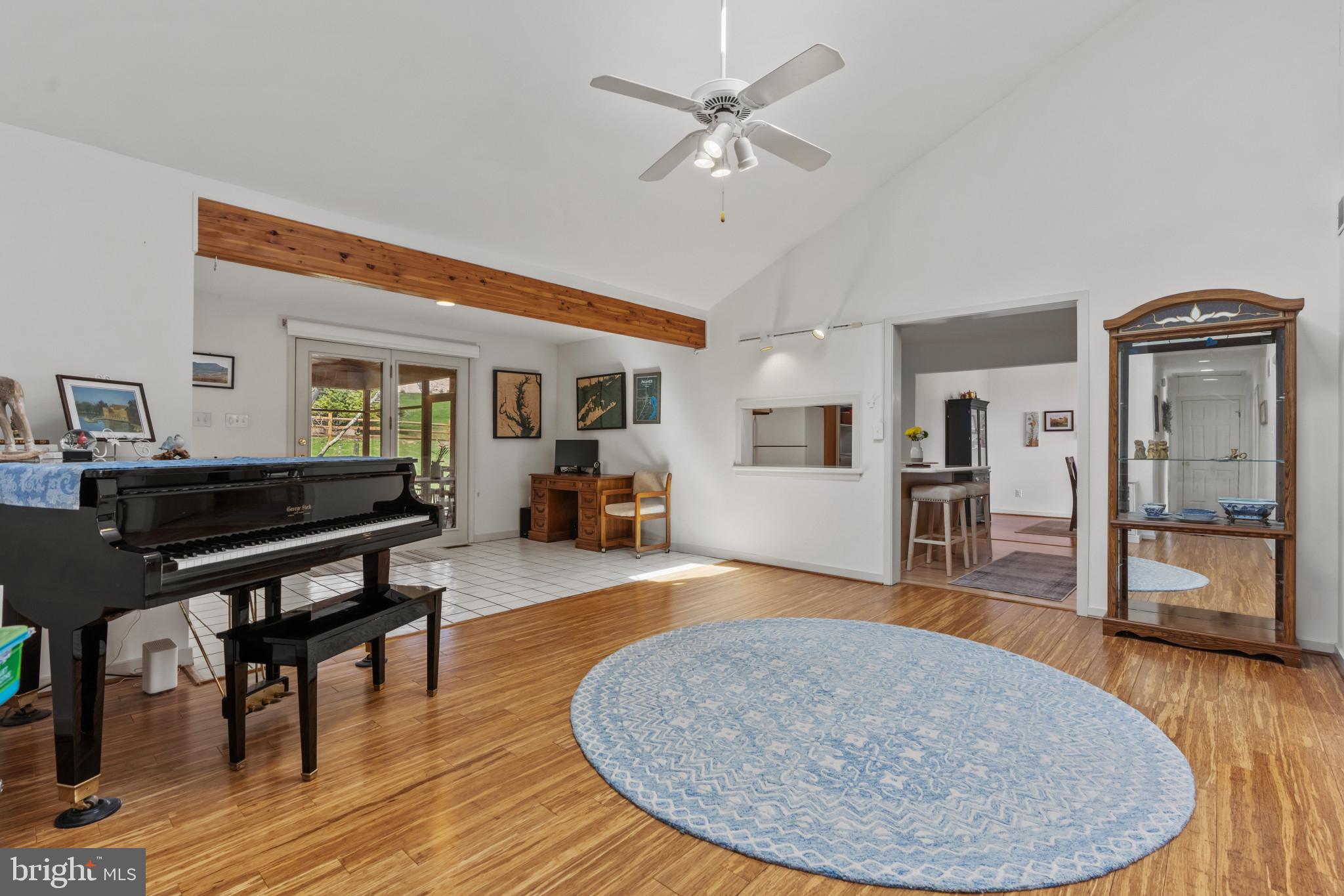 BELLA VISTA - Residential