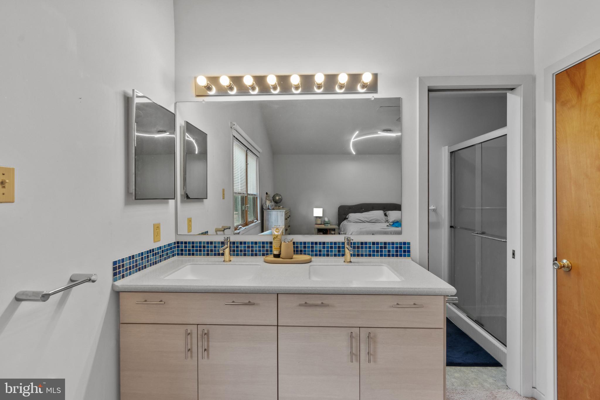 BELLA VISTA - Residential