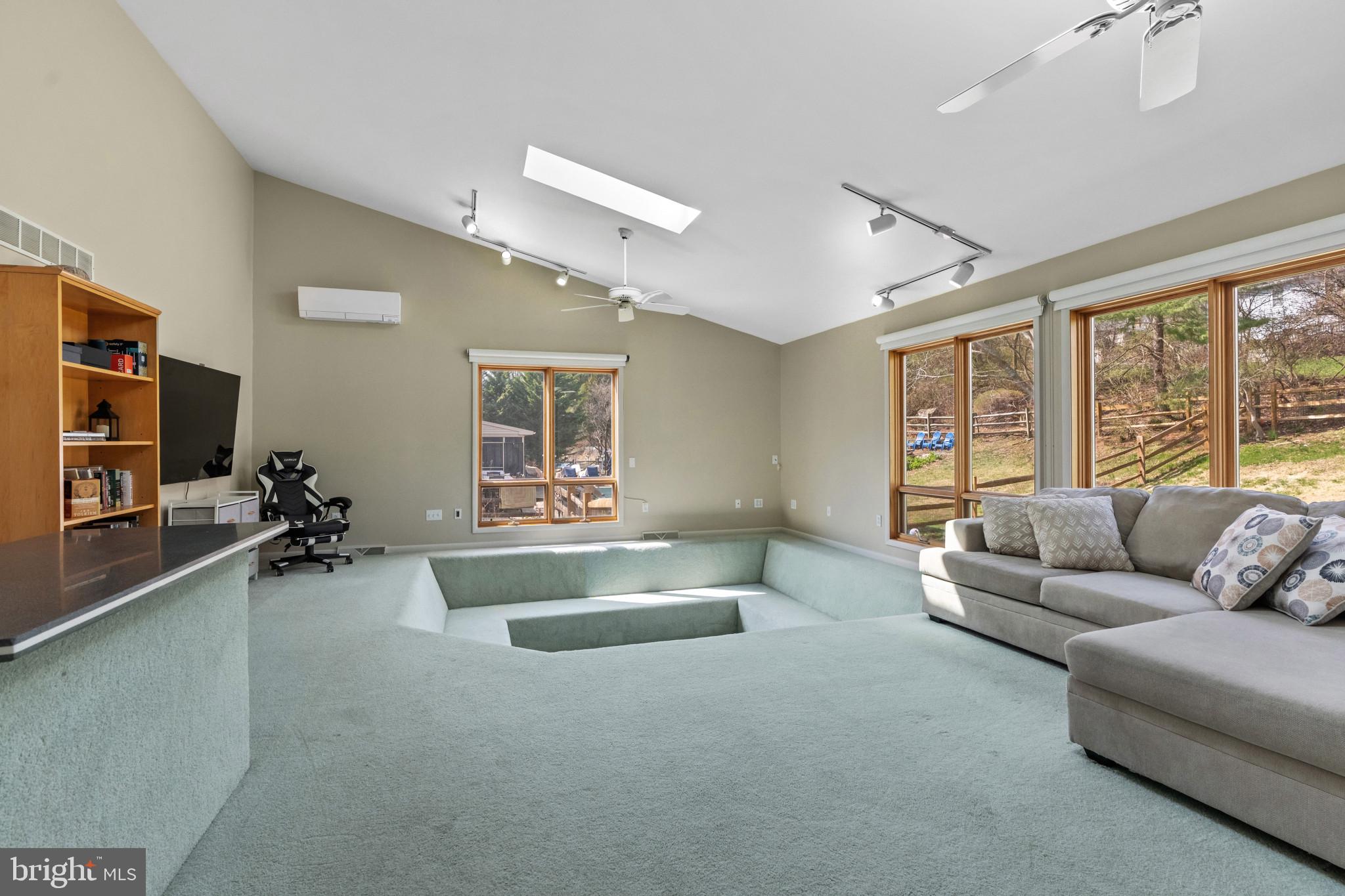 BELLA VISTA - Residential