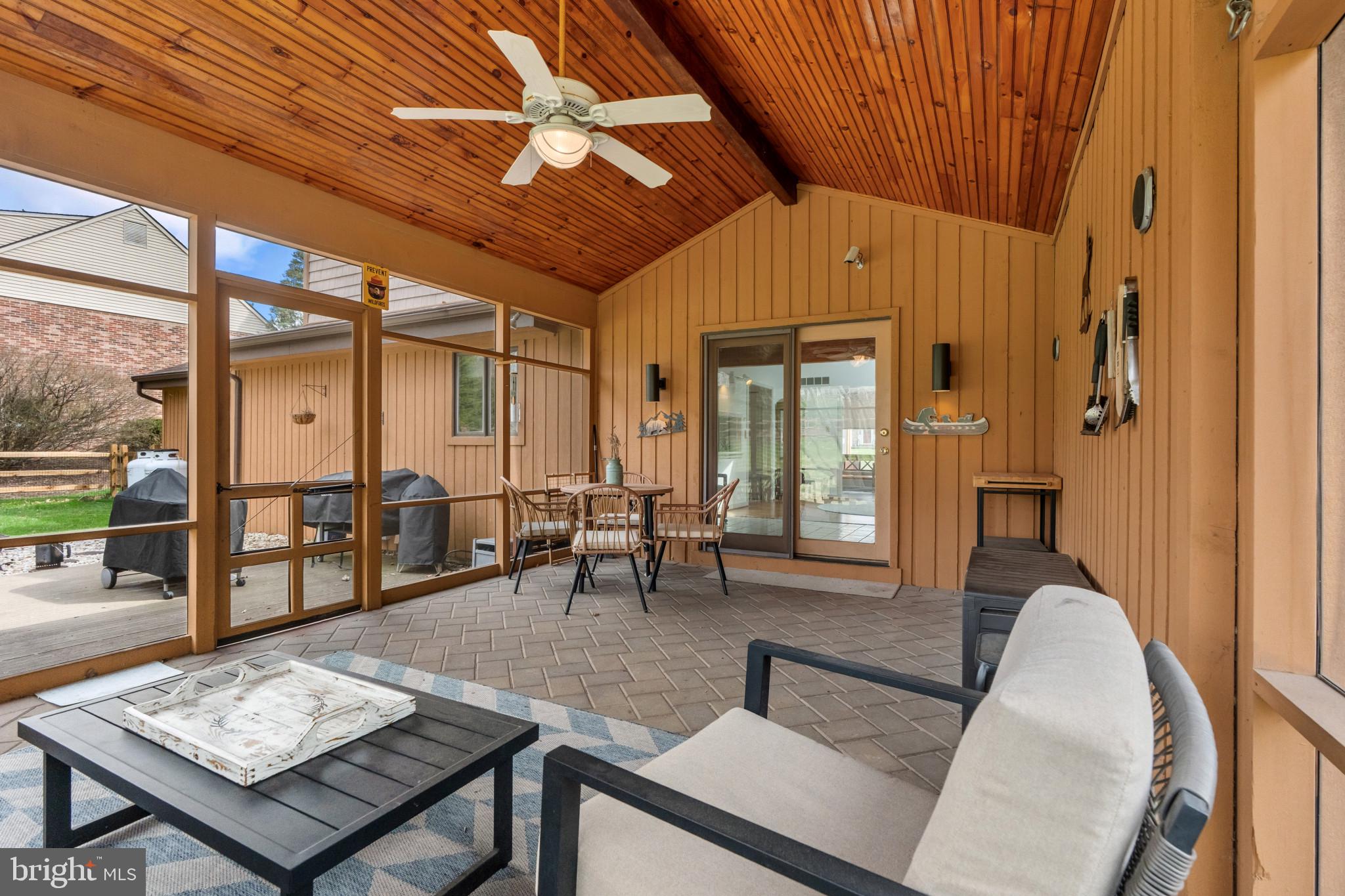 BELLA VISTA - Residential