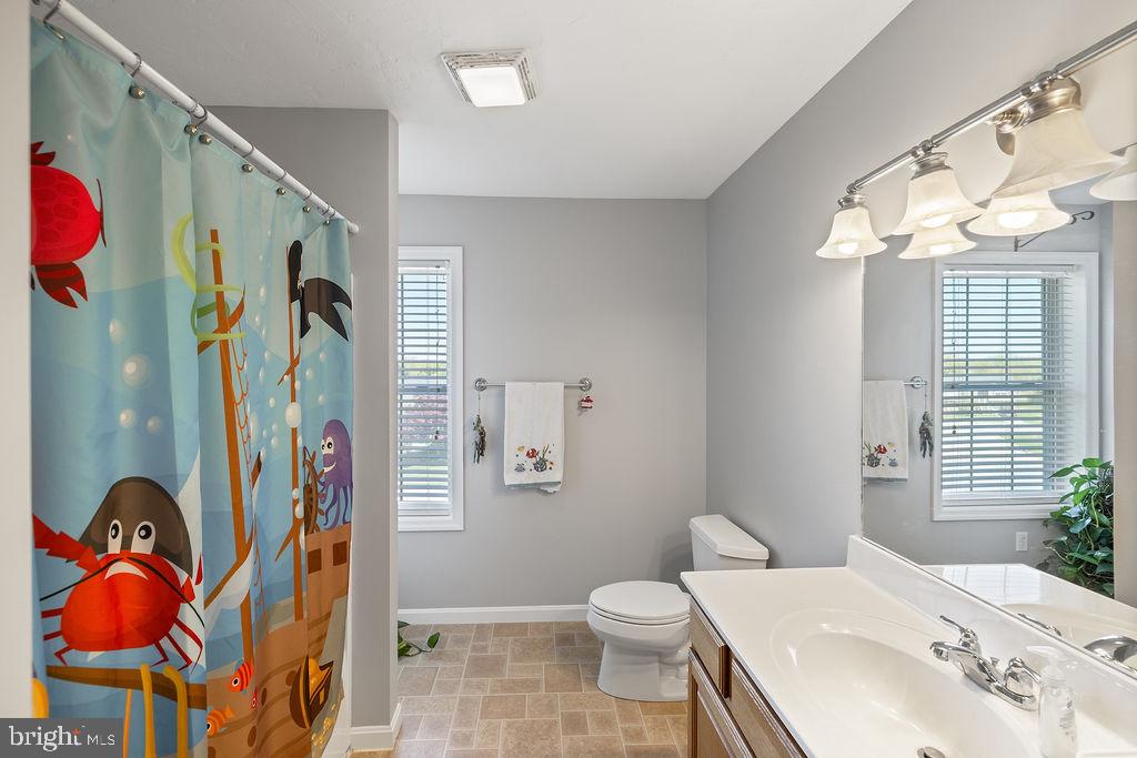 COLONIAL ACRES - Residential