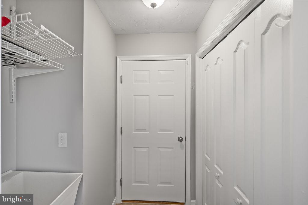 COLONIAL ACRES - Residential