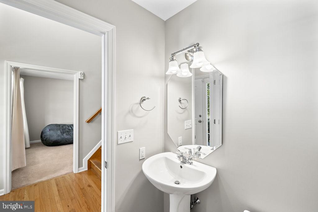 COLONIAL ACRES - Residential