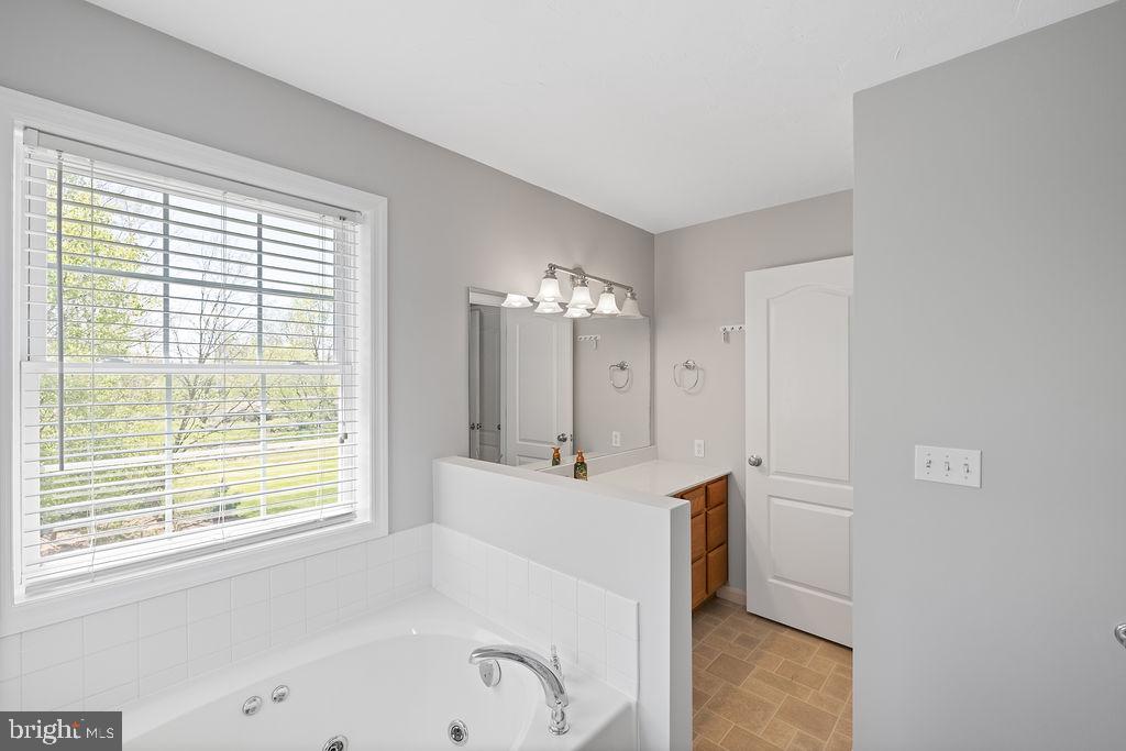 COLONIAL ACRES - Residential