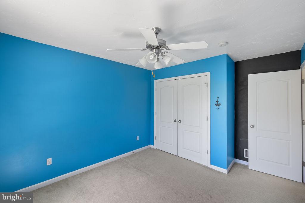 COLONIAL ACRES - Residential