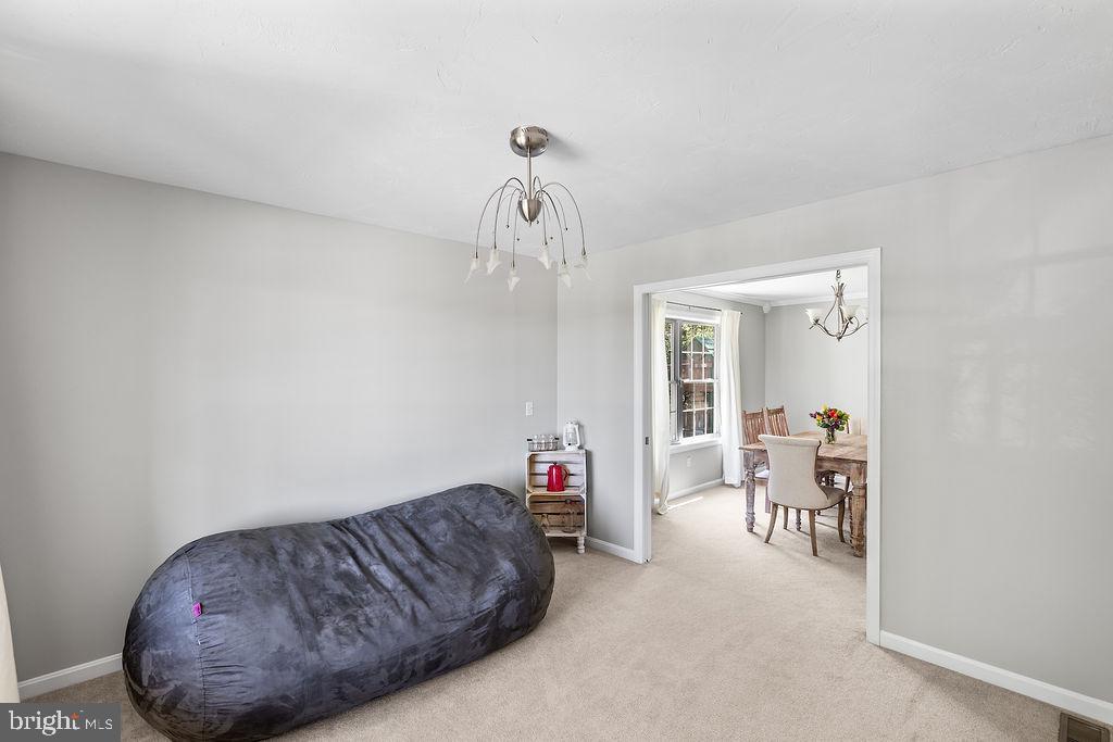 COLONIAL ACRES - Residential