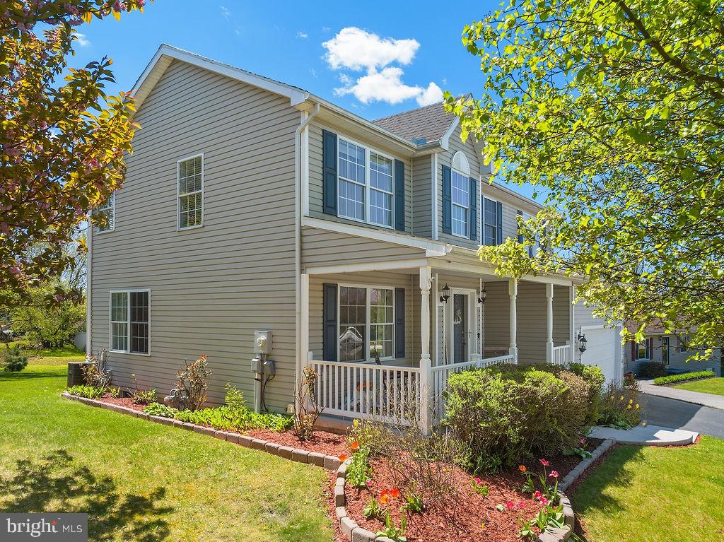 COLONIAL ACRES - Residential