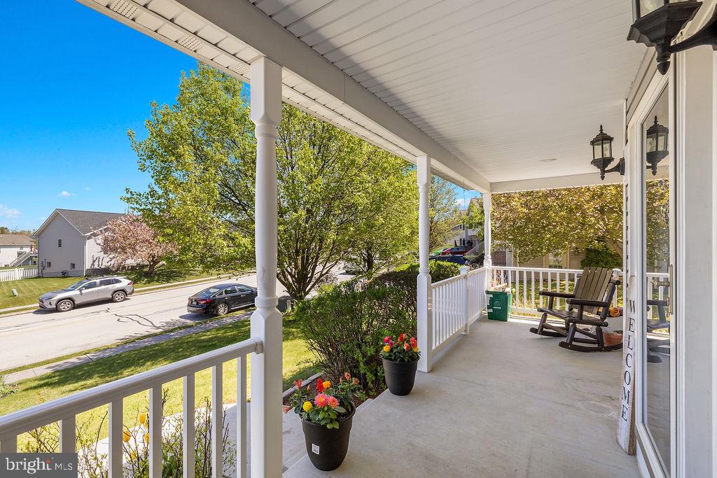 COLONIAL ACRES - Residential