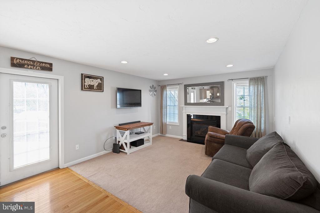 COLONIAL ACRES - Residential