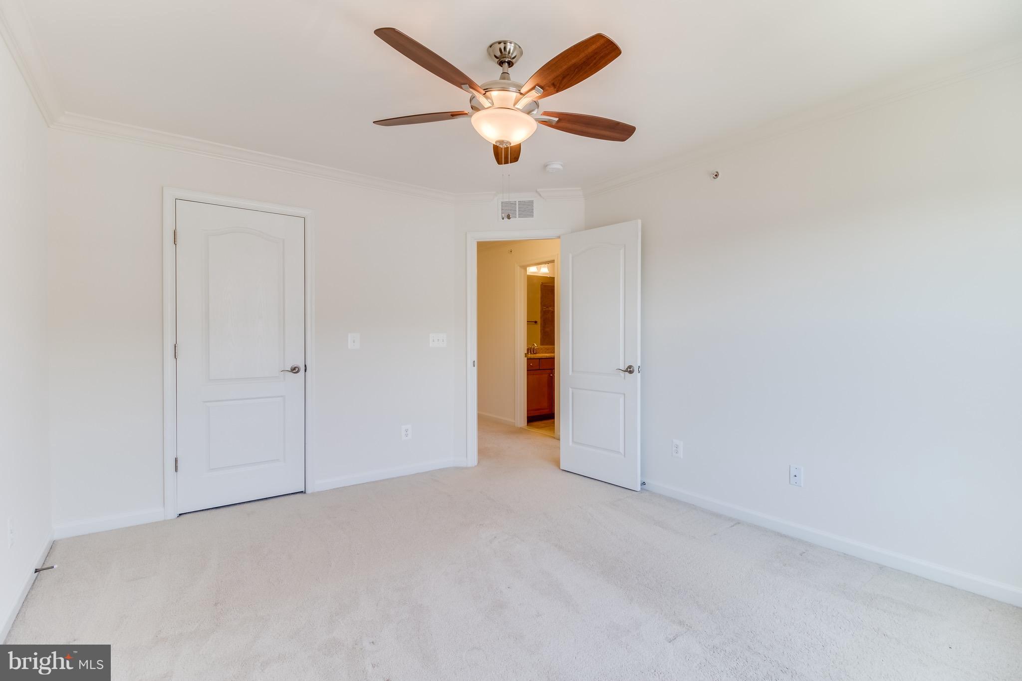 POTOMAC CLUB - Residential