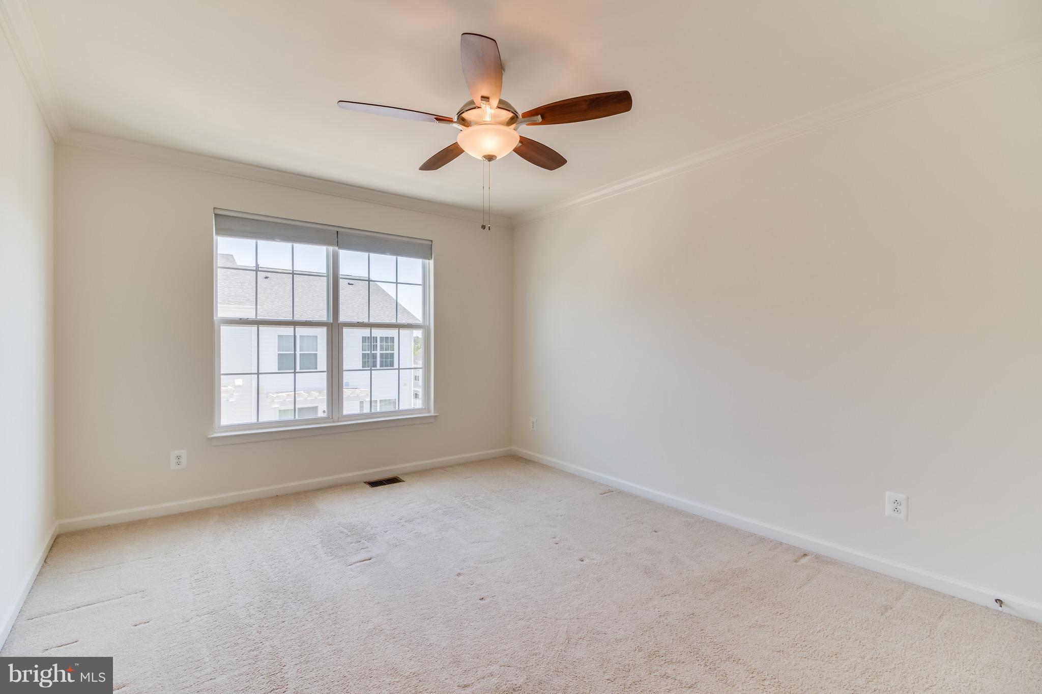 POTOMAC CLUB - Residential