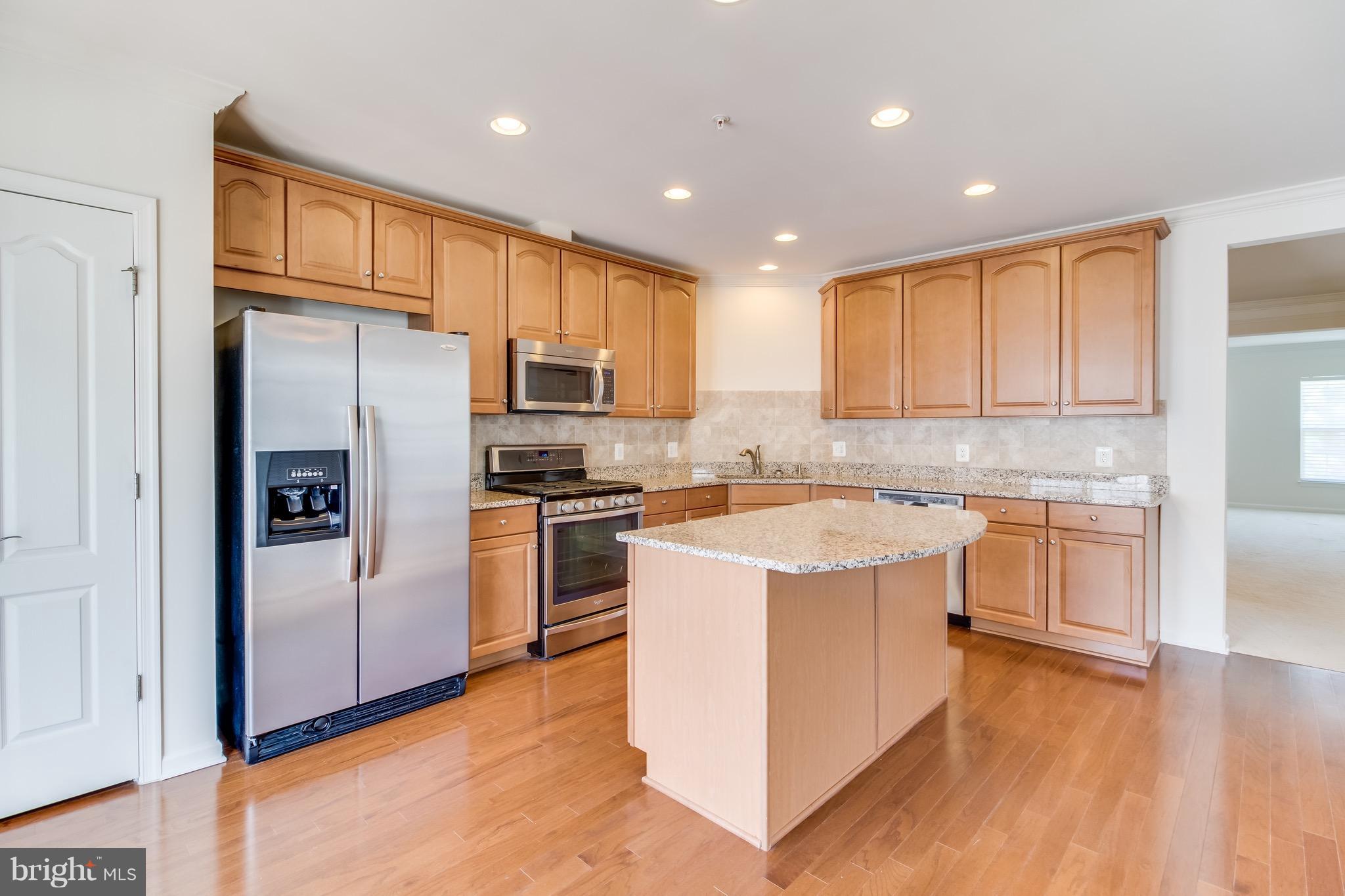 POTOMAC CLUB - Residential