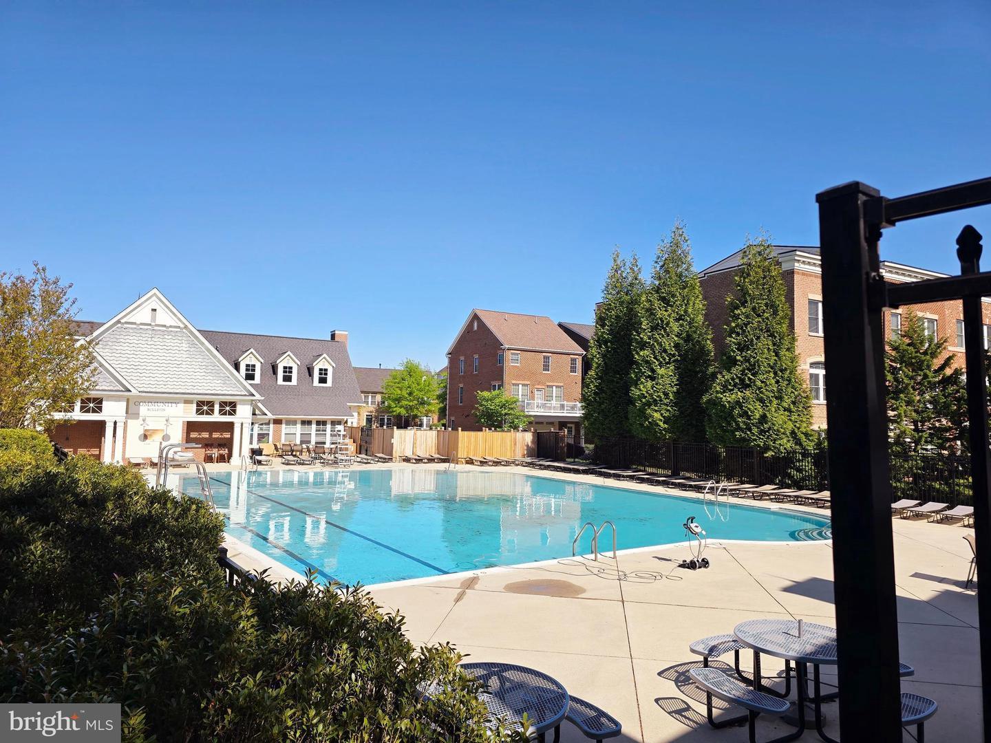 PARKLANDS AT WATKINS MILL - Residential