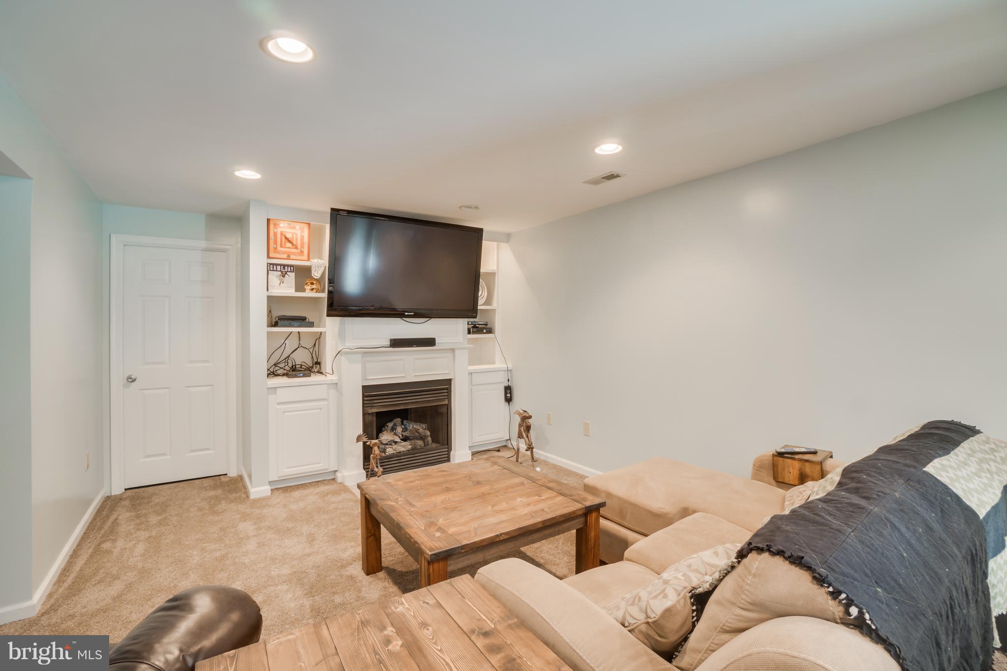 SHEPHERDS GREEN - Residential