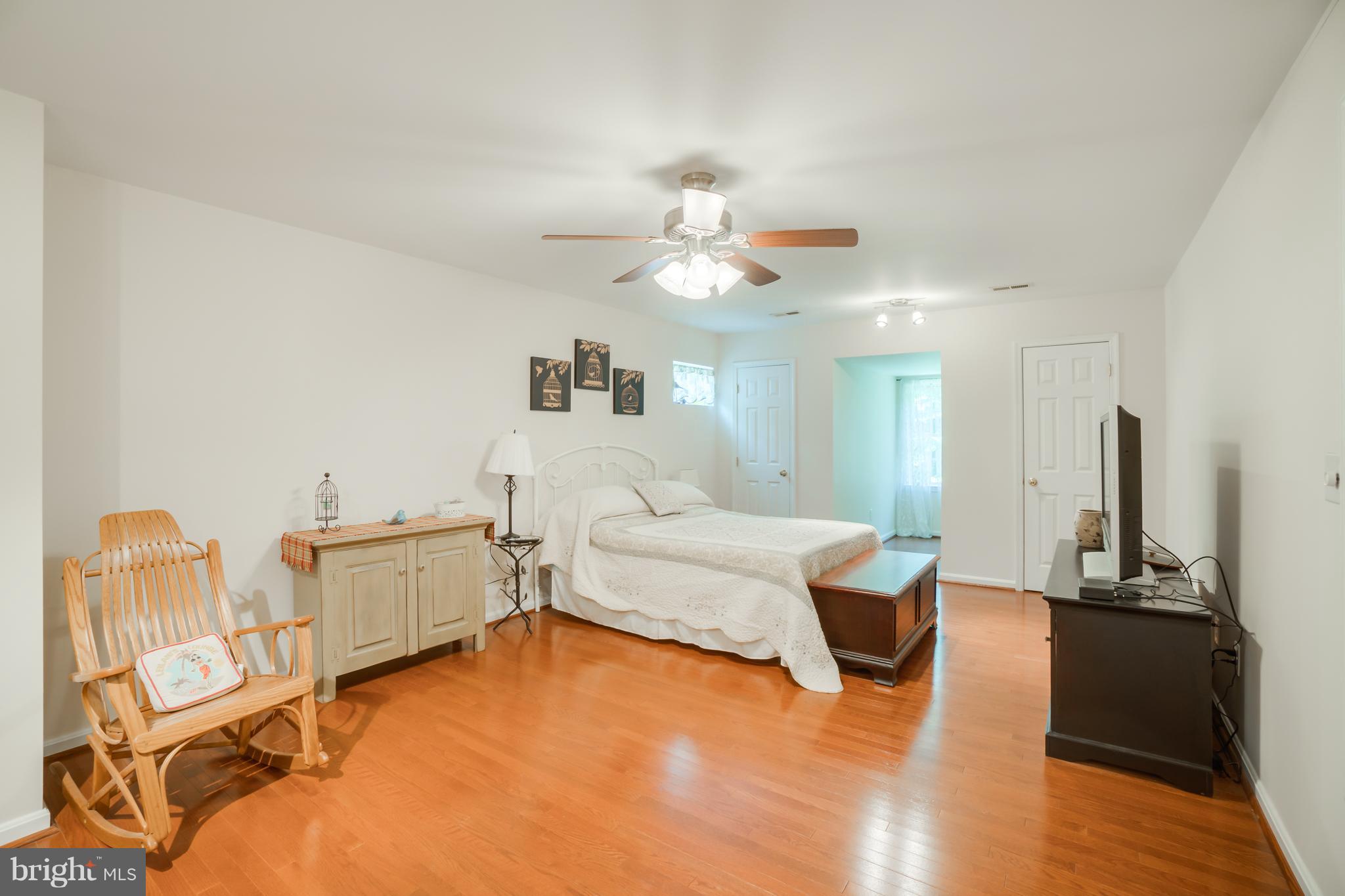 SHEPHERDS GREEN - Residential