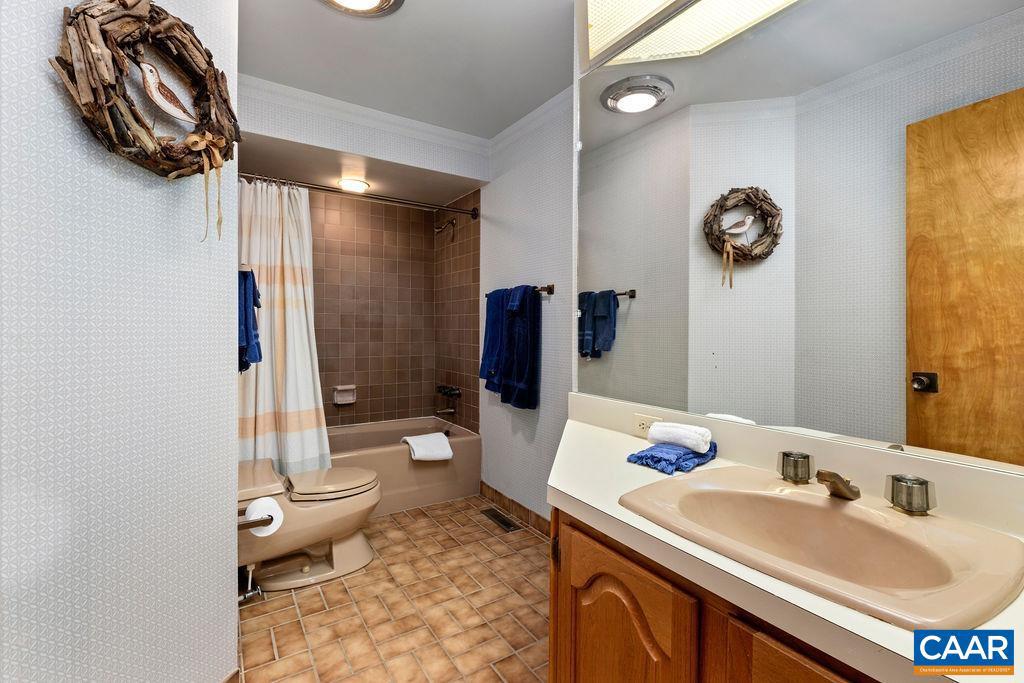 WINTERGREEN RESORT - Residential